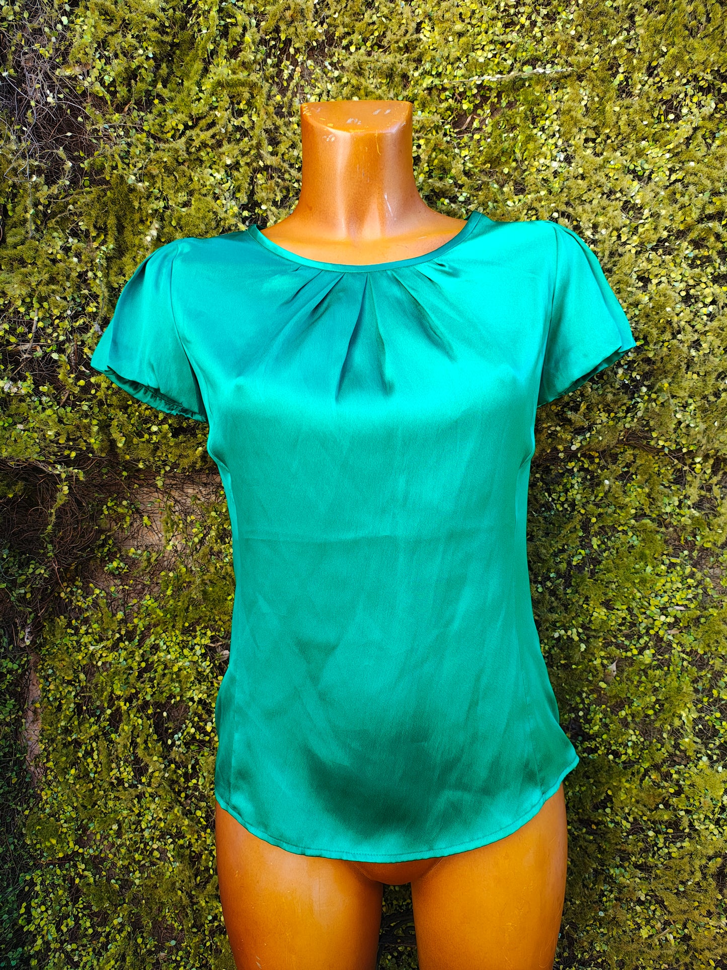D'OCCASION - Chemisier en satin vert MNG Basics (Taille XS)