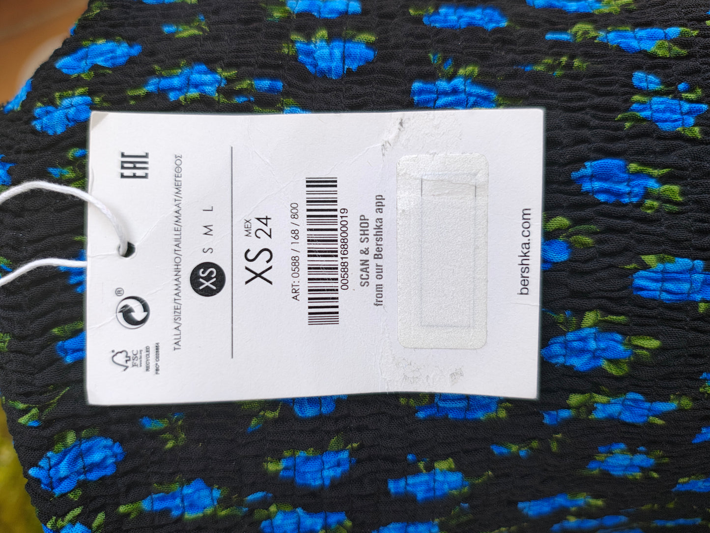 NUEVO - Top fruncido palabra de honor con volantes Bershka (Talla XS)