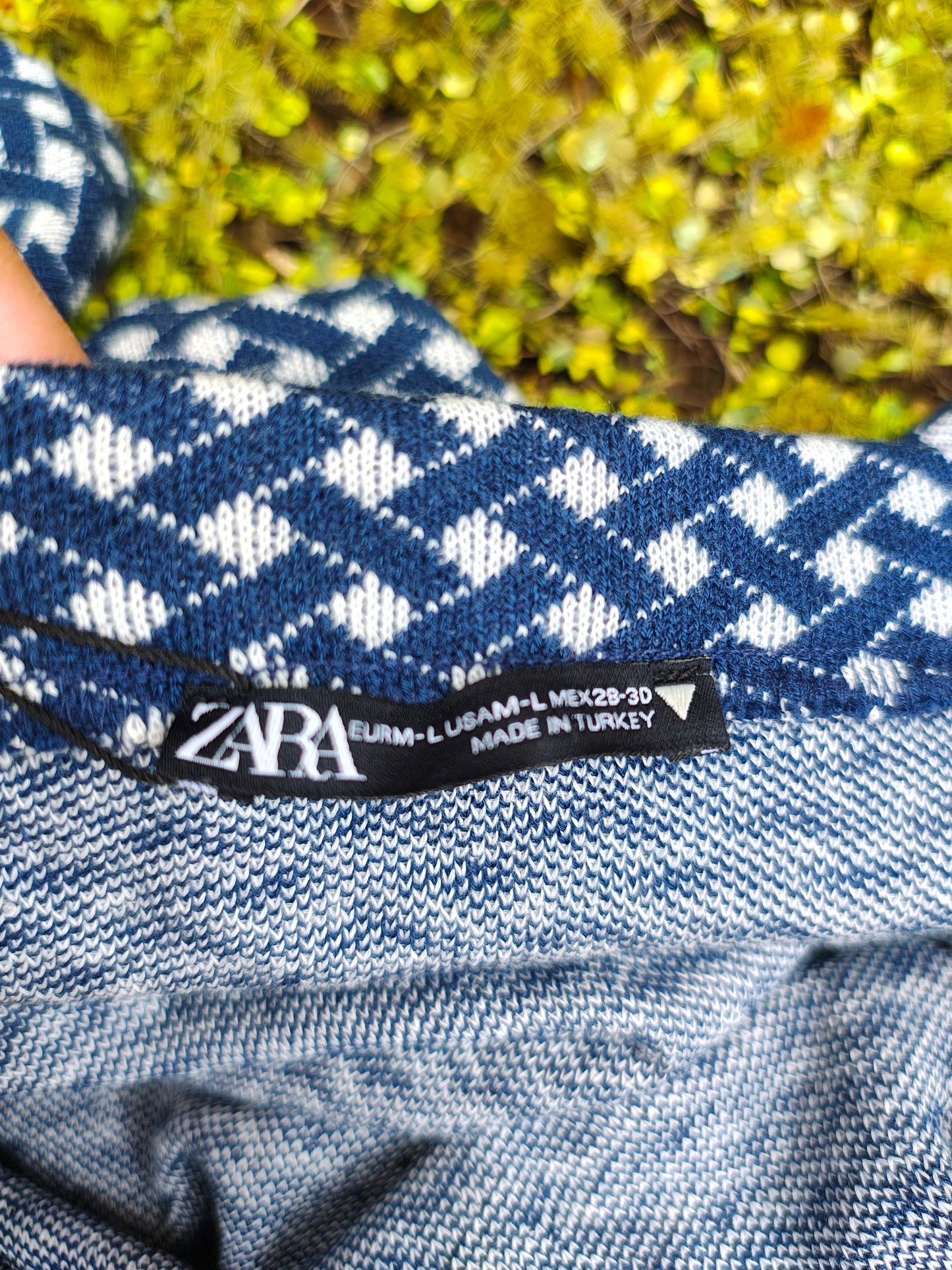 NOUVEAU - Jupe bleue à imprimé géométrique Zara (Taille ML)
