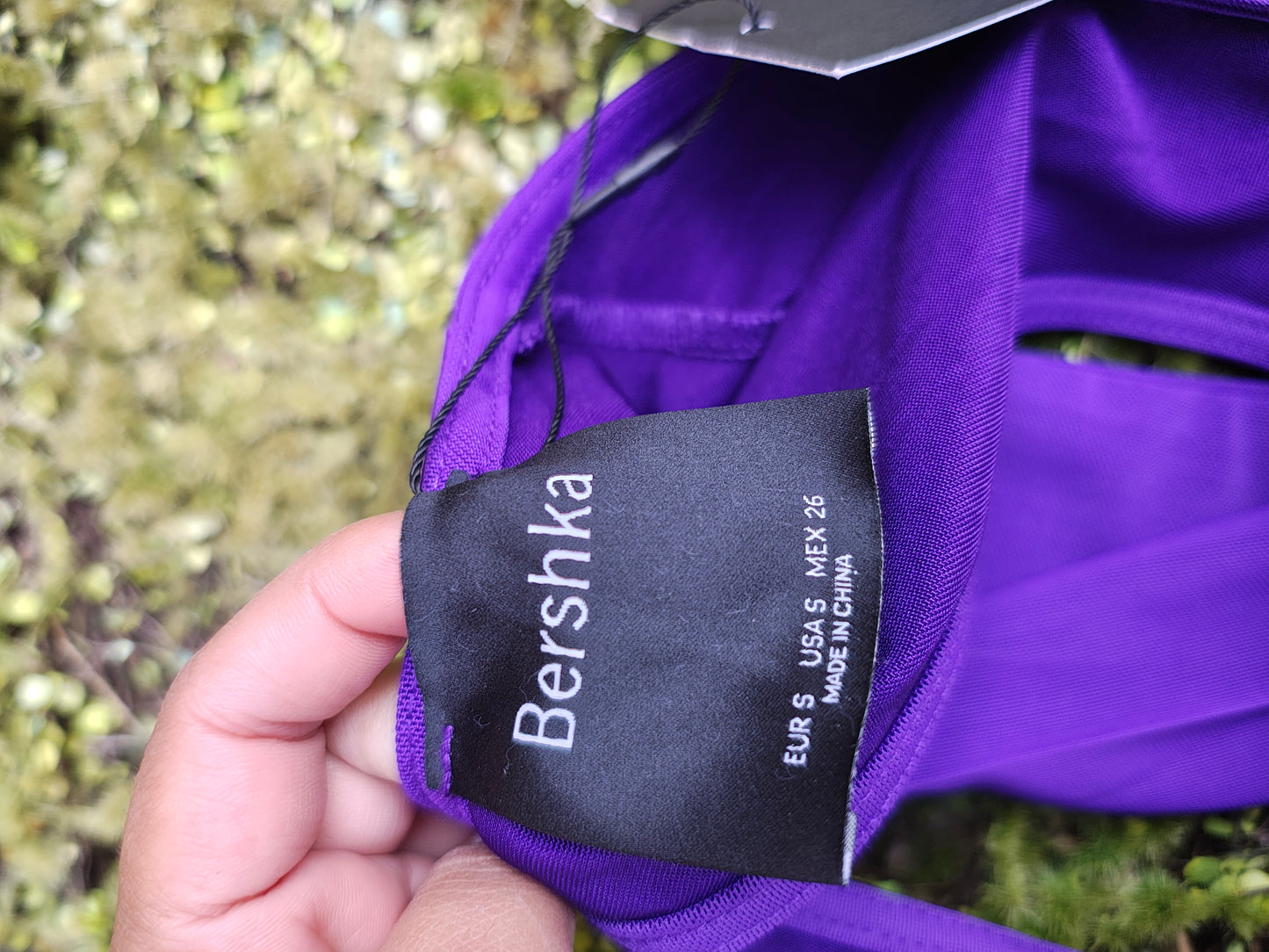 NUEVO - Vestido morado con escote corazón Bershka (Talla S)