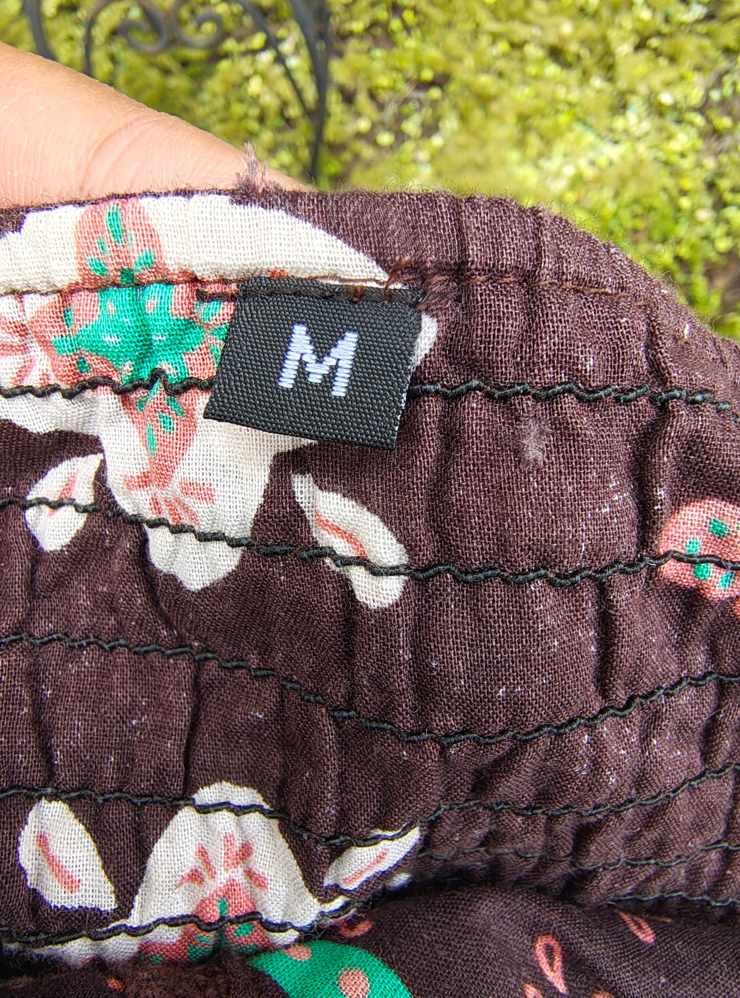 USADO-Vestido boho marrón con estampado floral multicolor (Talla M)