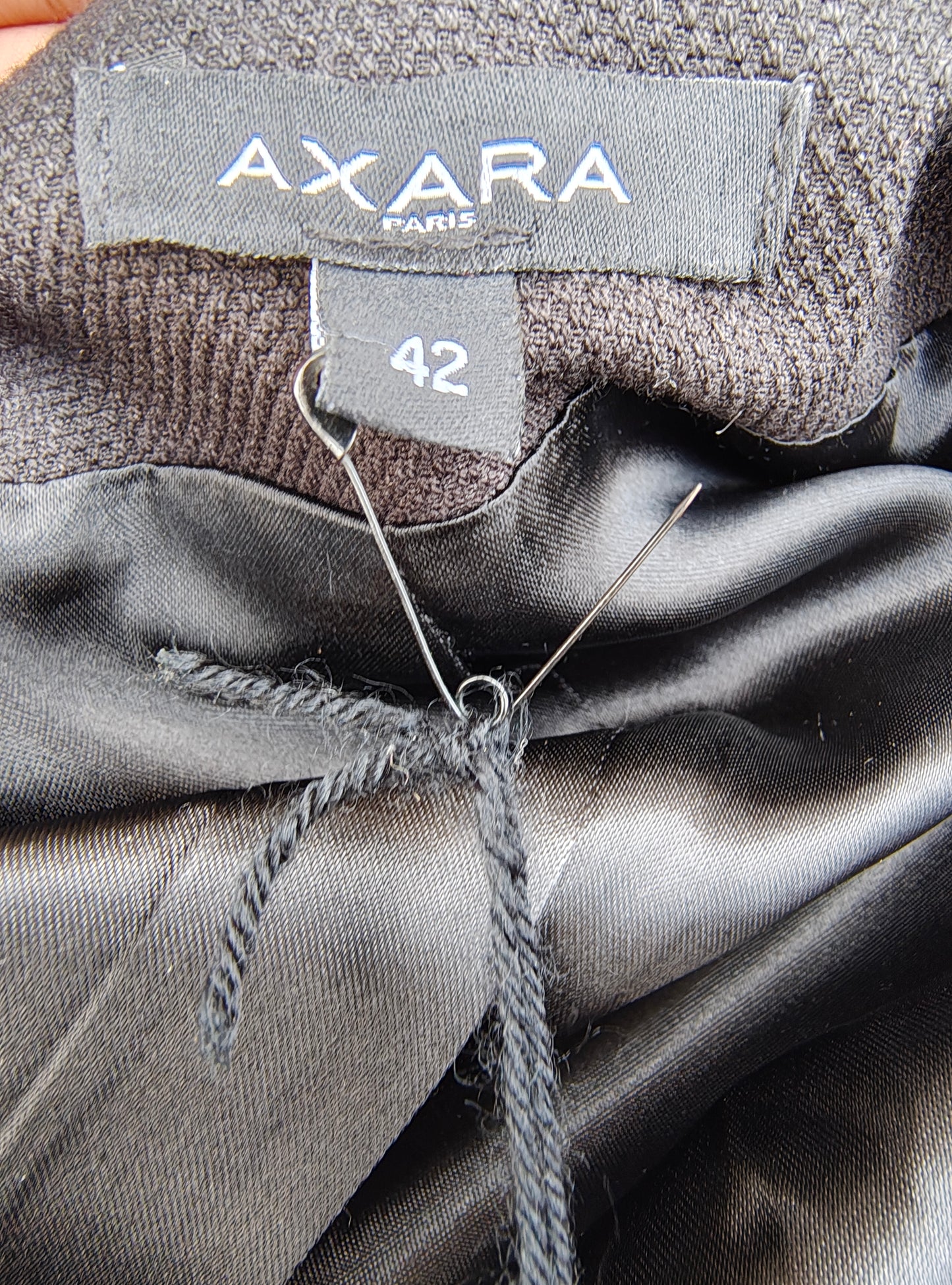 NOUVEAU - Veste en coton noir AXARA Paris avec détail strass sur le devant (Taille 42)