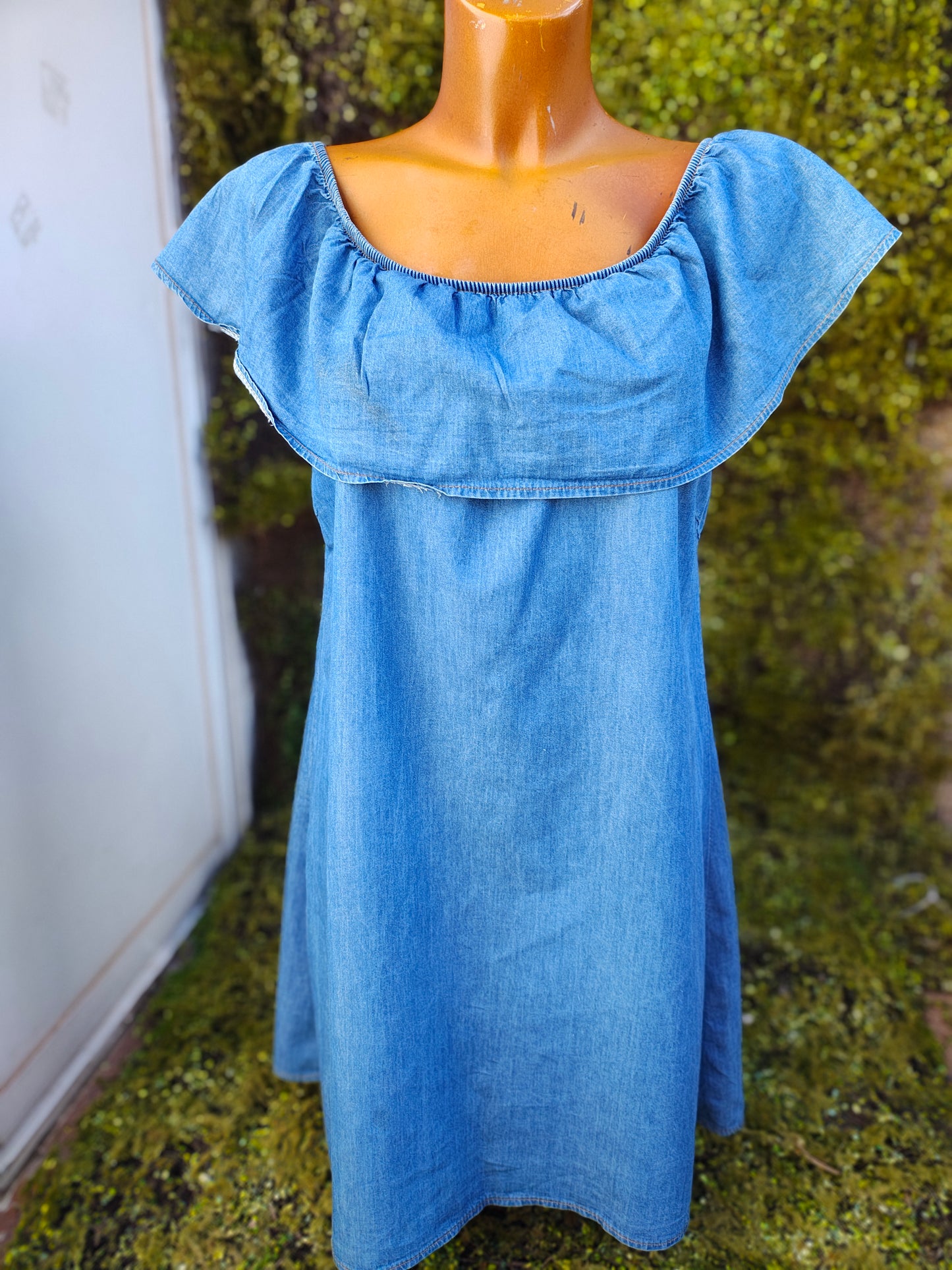 D'OCCASION - Robe en jean à volants - Sans marque (Taille M)