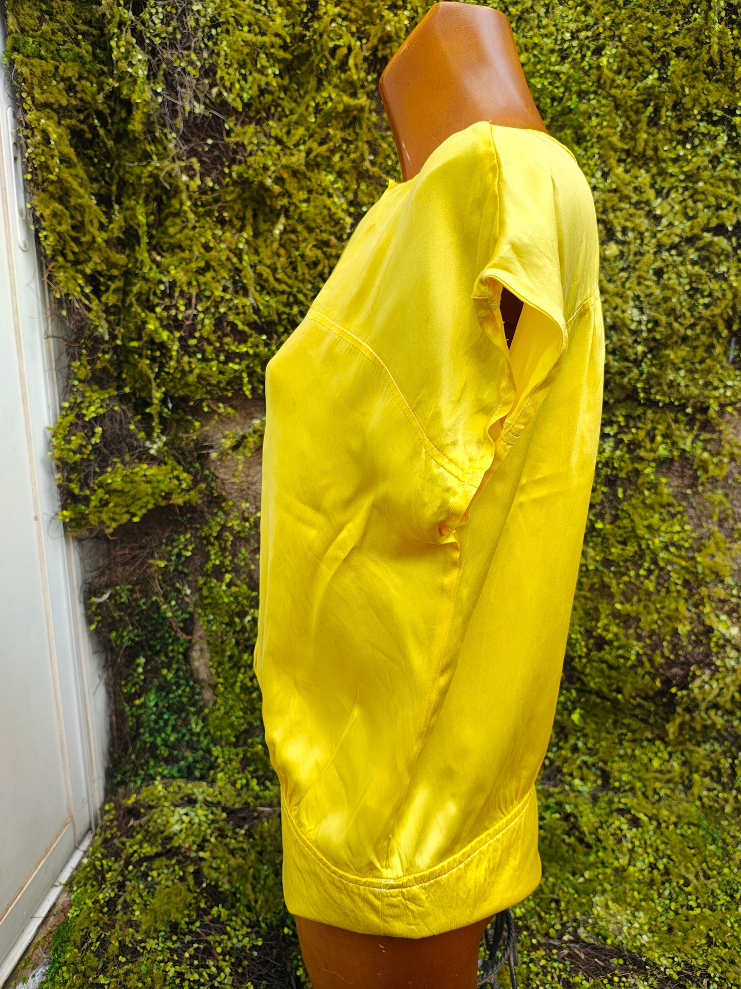 D'OCCASION - Chemisier en soie jaune MNG (Taille S)