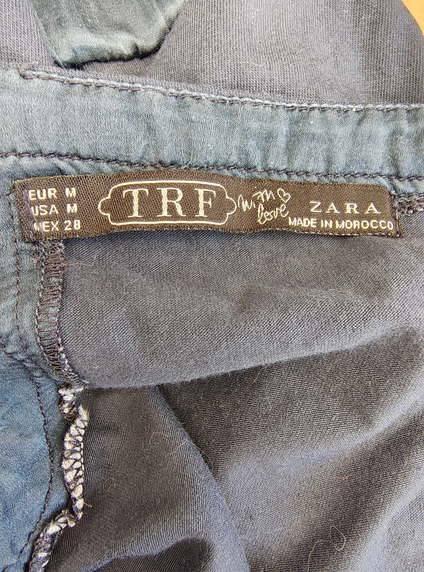 D'OCCASION - Robe bleu foncé avec jupe effet jean Zara TRF (Taille M)