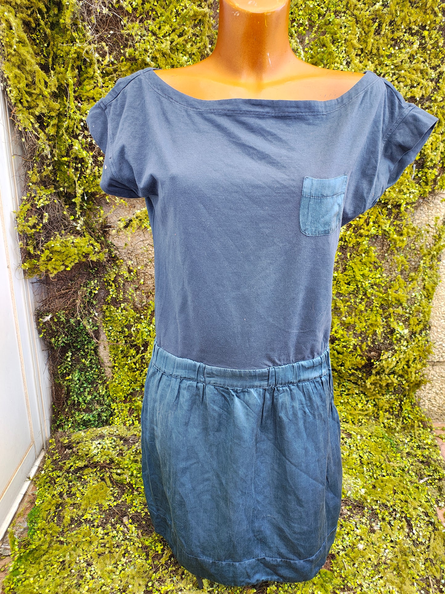 D'OCCASION - Robe bleu foncé avec jupe effet jean Zara TRF (Taille M)