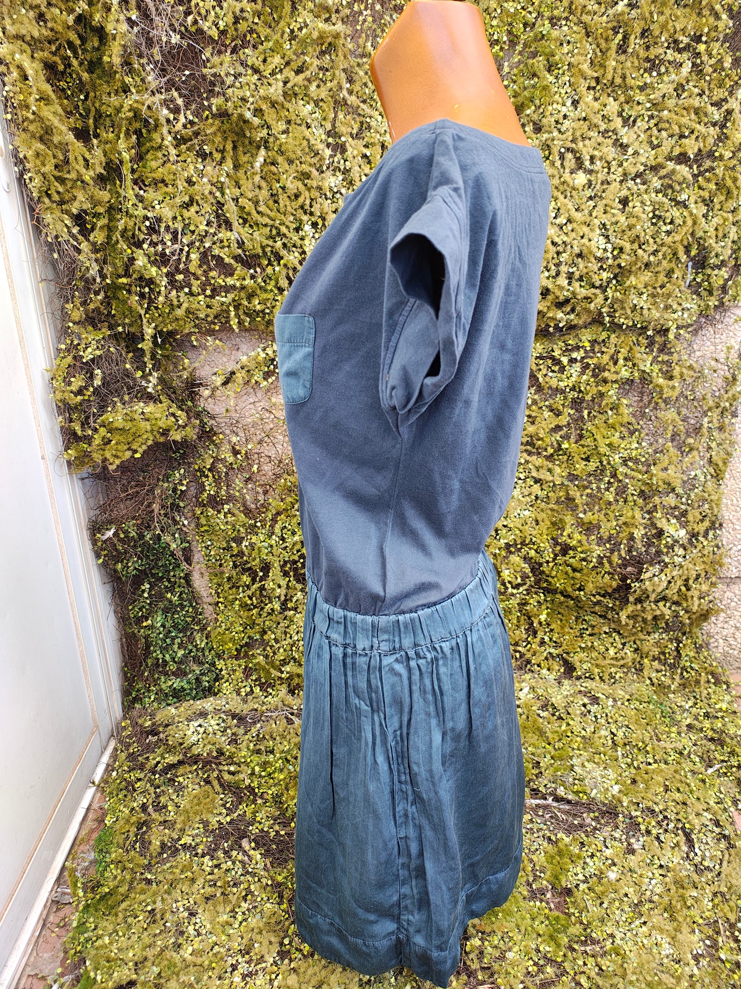 D'OCCASION - Robe bleu foncé avec jupe effet jean Zara TRF (Taille M)