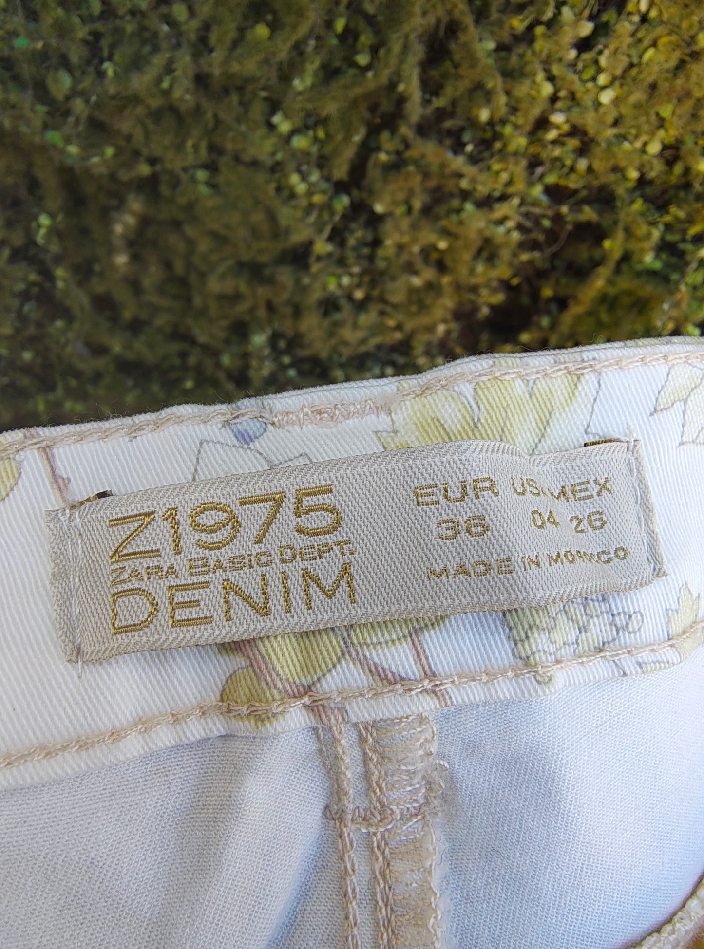 USADO – Pantalón Z1975 Denim de flores Zara Basic (Talla EUR 36)