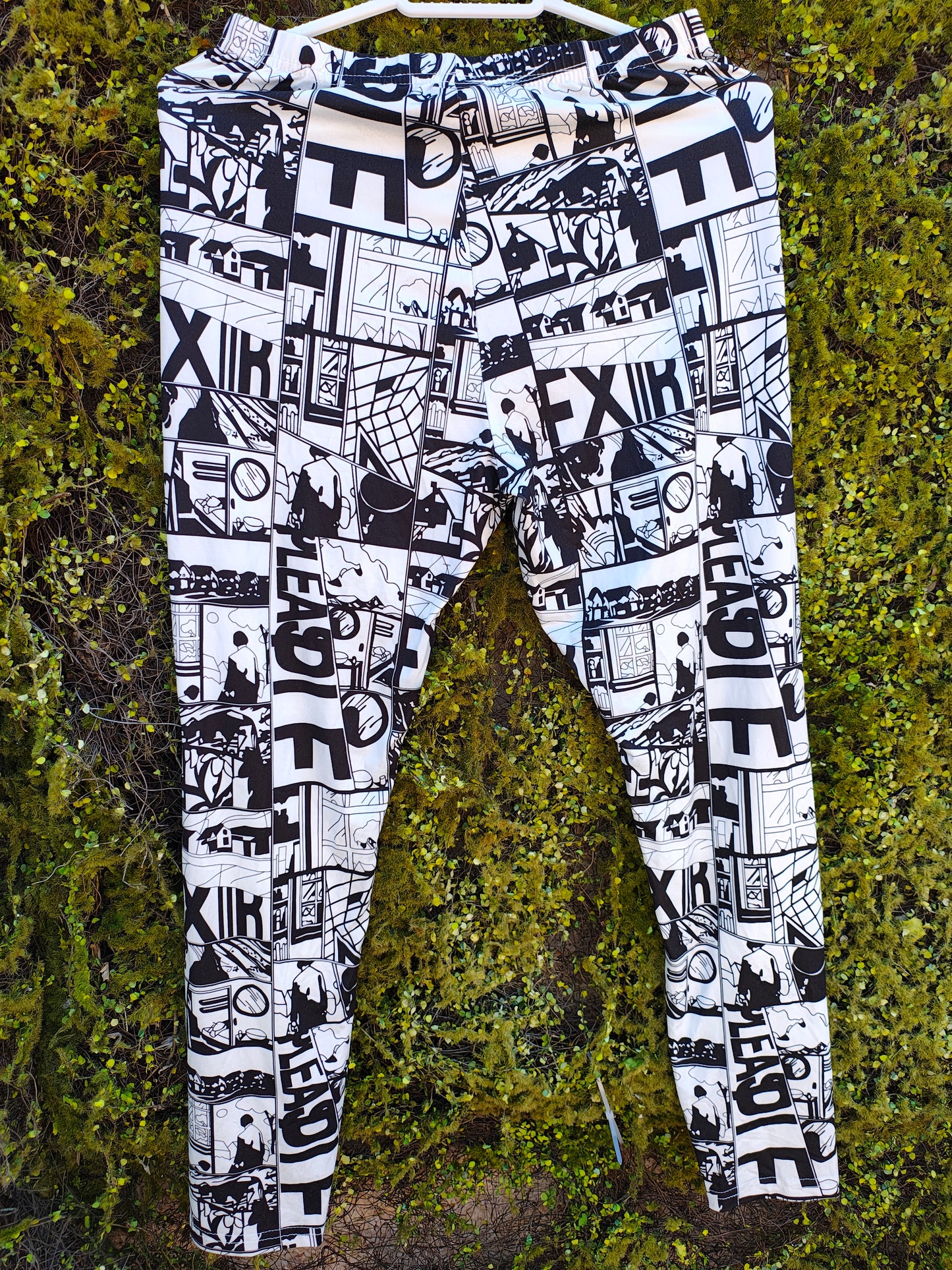 USADO – Leggings estampados SHEIN (Talla S / EUR 36 / US 4)