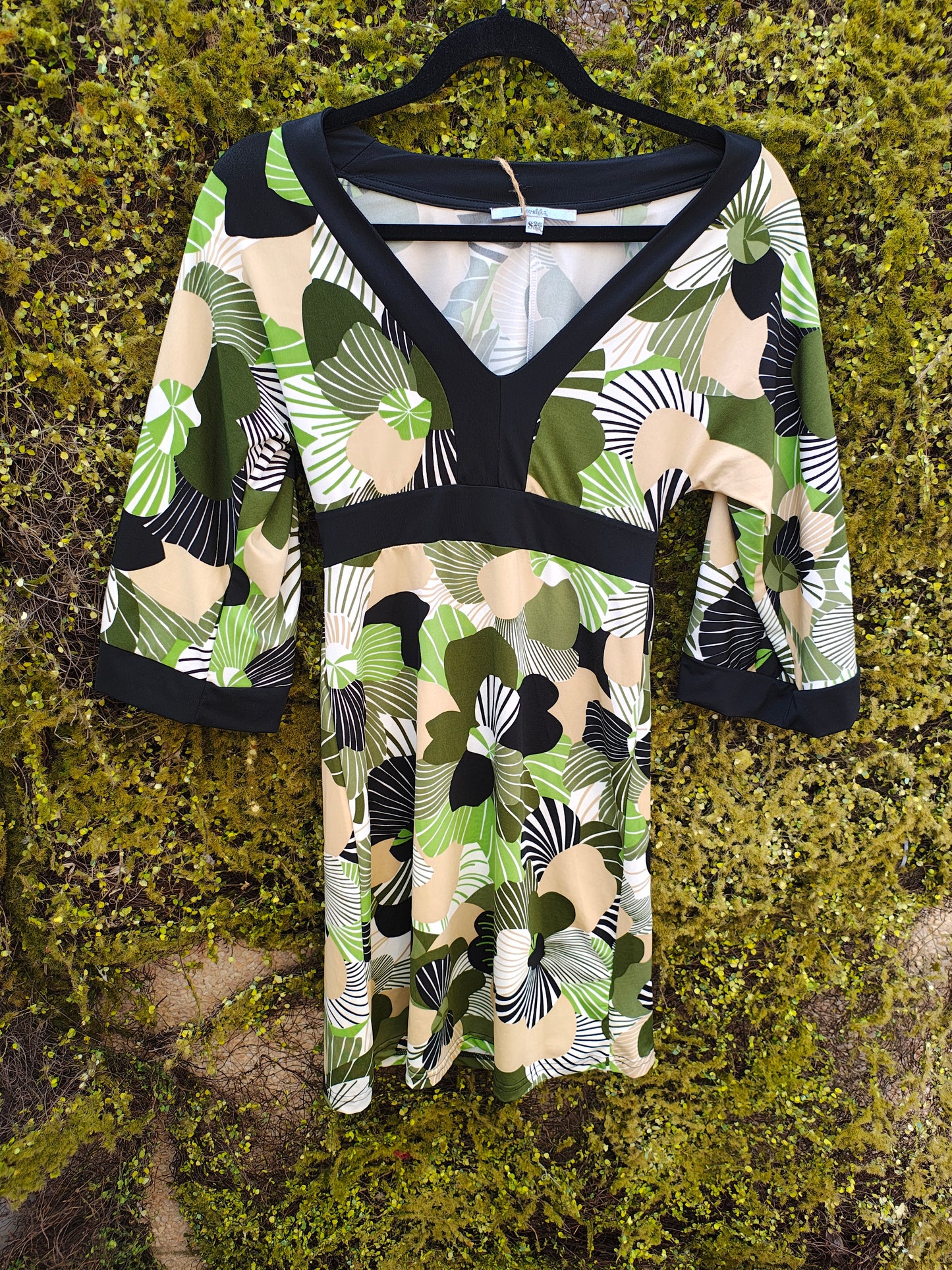 NOUVEAU – Robe Bershka Été 2007 à imprimé floral rétro (Taille EUR S / MEX 26)
