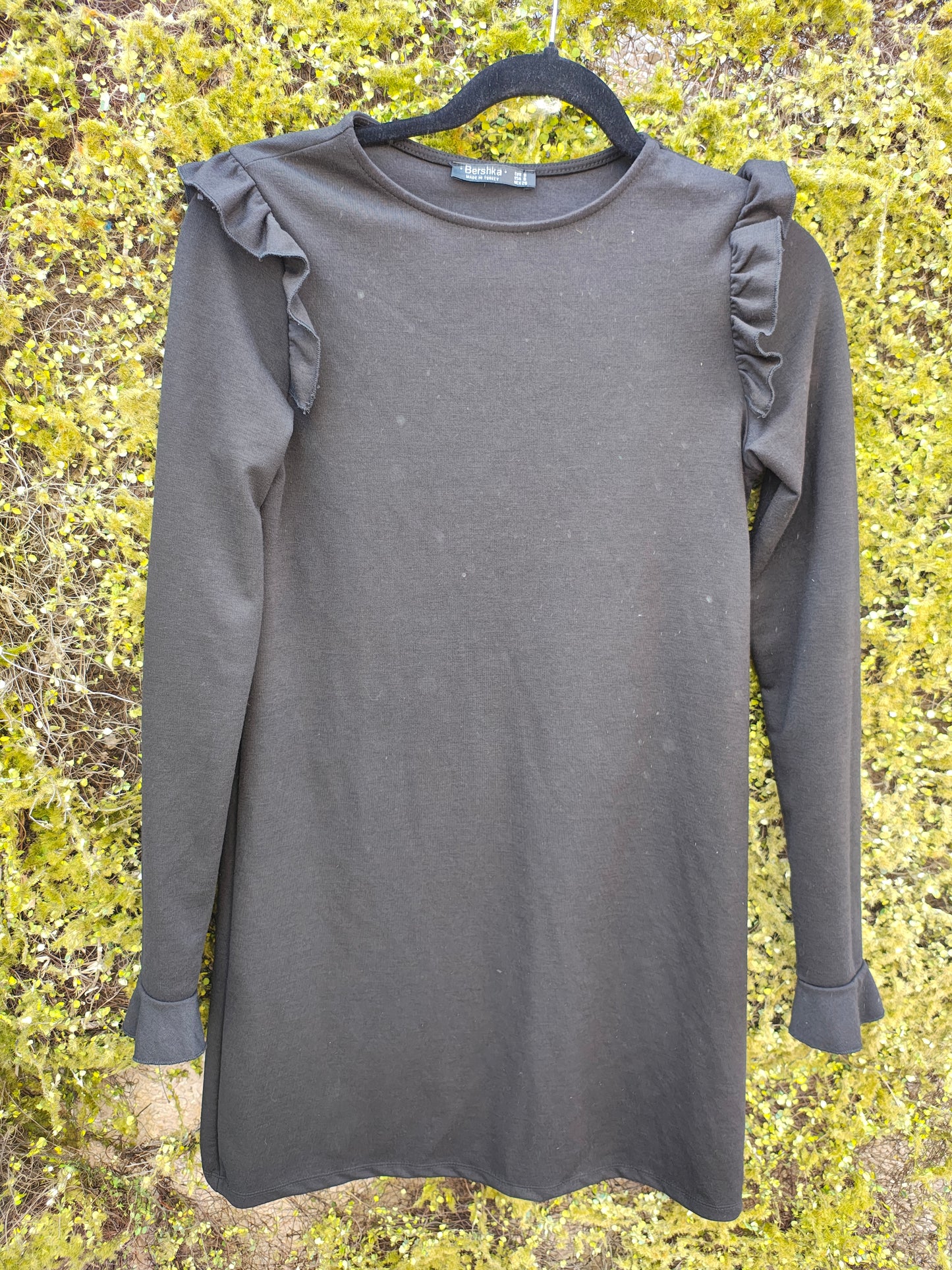 D'OCCASION – Robe noire à volants Bershka (taille S / environ 36)