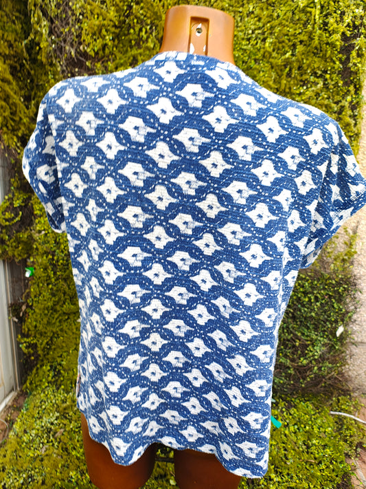 D'OCCASION – T-shirt en maille imprimé bleu et blanc avec détails latéraux de ZARA Trafaluc (Taille EUR M)