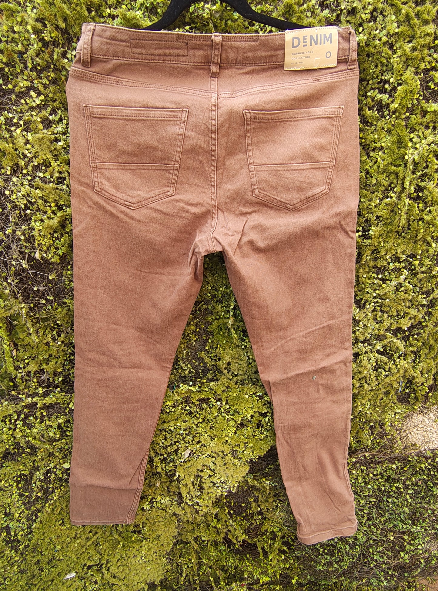 USADO – Pantalones pitillo color teja LEFTIESMAN (Talla EUR 38)