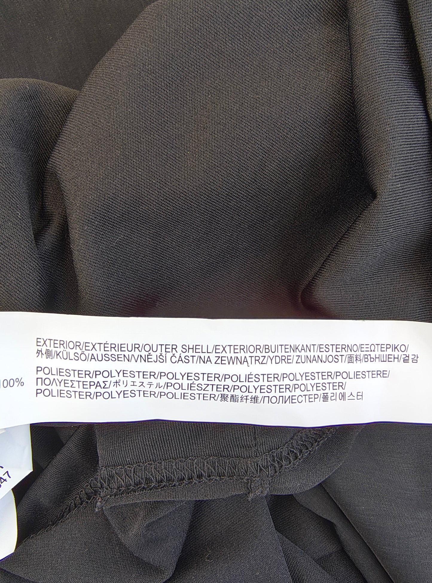 NOUVEAU – Robe noire sans manches à jupe évasée Stradivarius (taille L)-1097