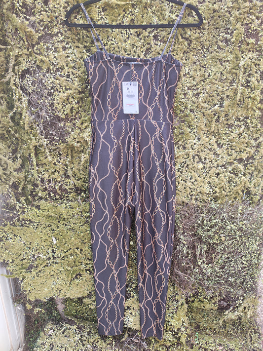D'OCCASION â Combinaison noire Ă  imprimĂ© chaĂźne dorĂ©e de BERSHKA (taille S)