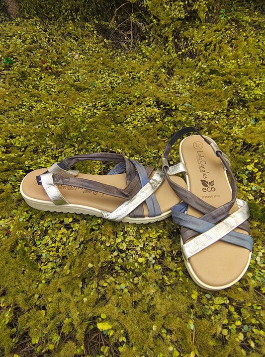 USADO – Sandalias ecológicas multicolor de lola canales (Talla EUR 37)