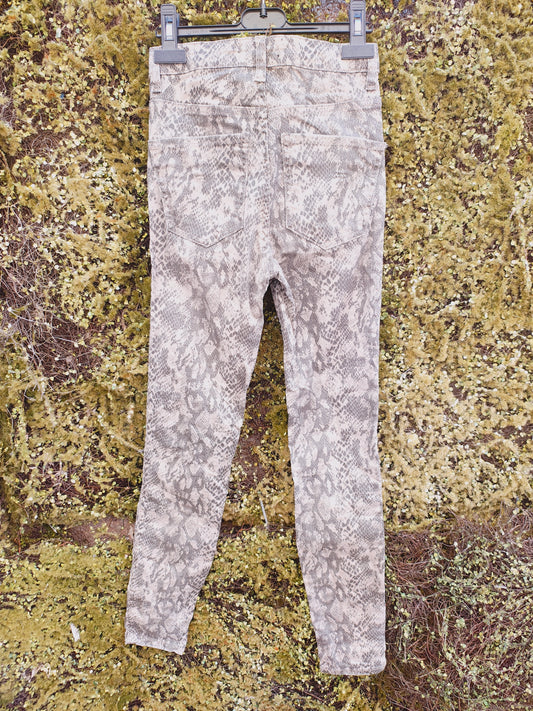 D'OCCASION – Pantalon skinny effet serpent de ZARA Trafaluc (Taille 34 EUR)