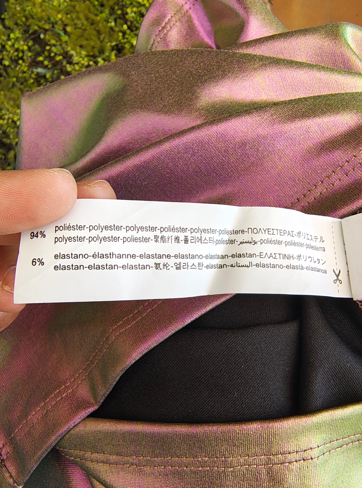NUEVO – Top efecto iridiscente metálico de BERSHKA (Talla EUR XS)