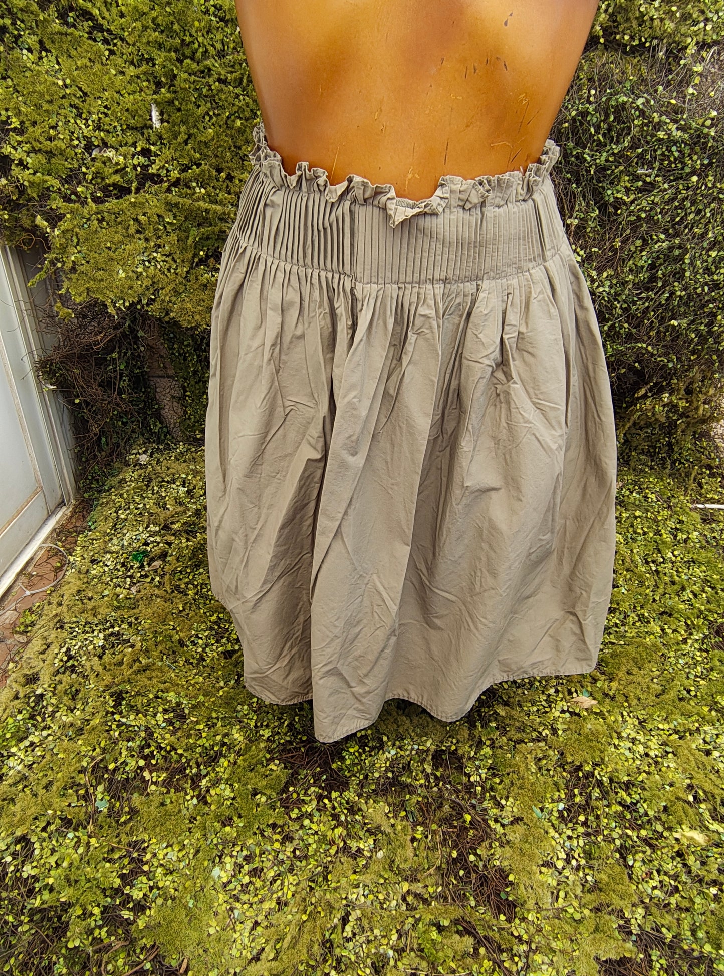 D'OCCASION – Jupe large vert militaire à taille élastique par ZARA Basic (Taille M)
