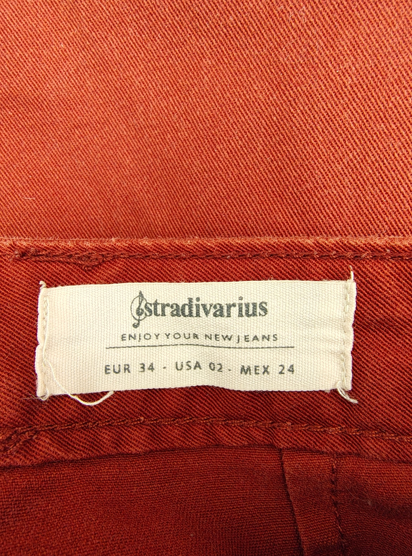 D'OCCASION – Jupe à carreaux verts de Stradivarius (Taille 34 EUR)