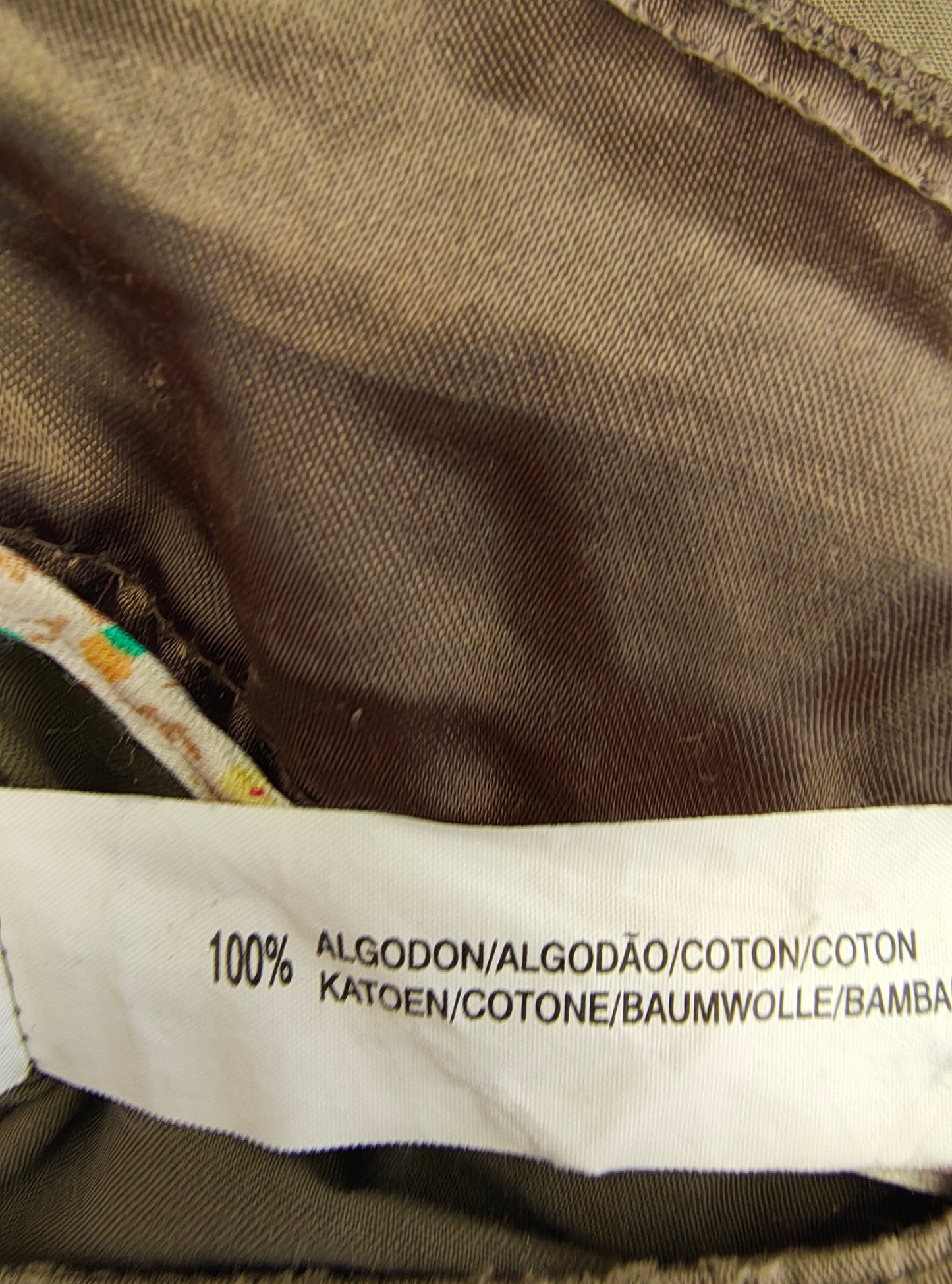 D'OCCASION – Jupe cargo kaki à bretelles BSK Summer (Taille 40 EUR)