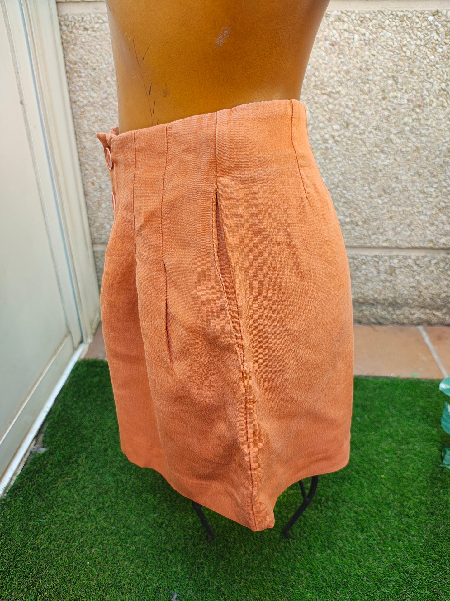 USADO – Shorts teja con botones frontales Zara TRF Collection (Talla XS)