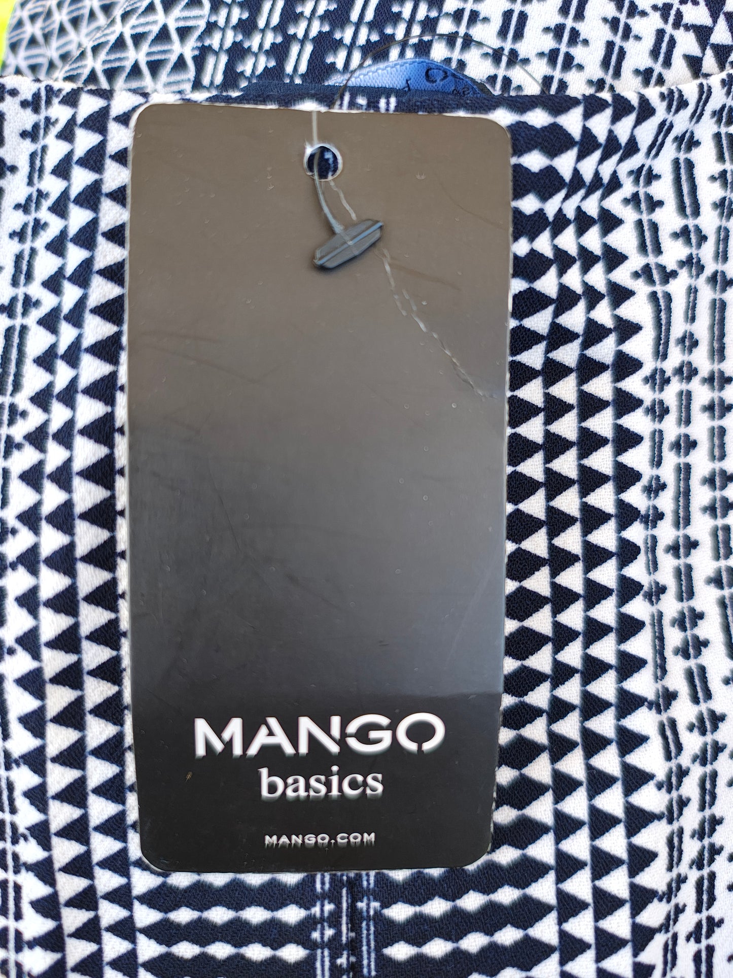 NOUVEAU – Robe sans manches à imprimé géométrique MANGO Basics (Taille XS)