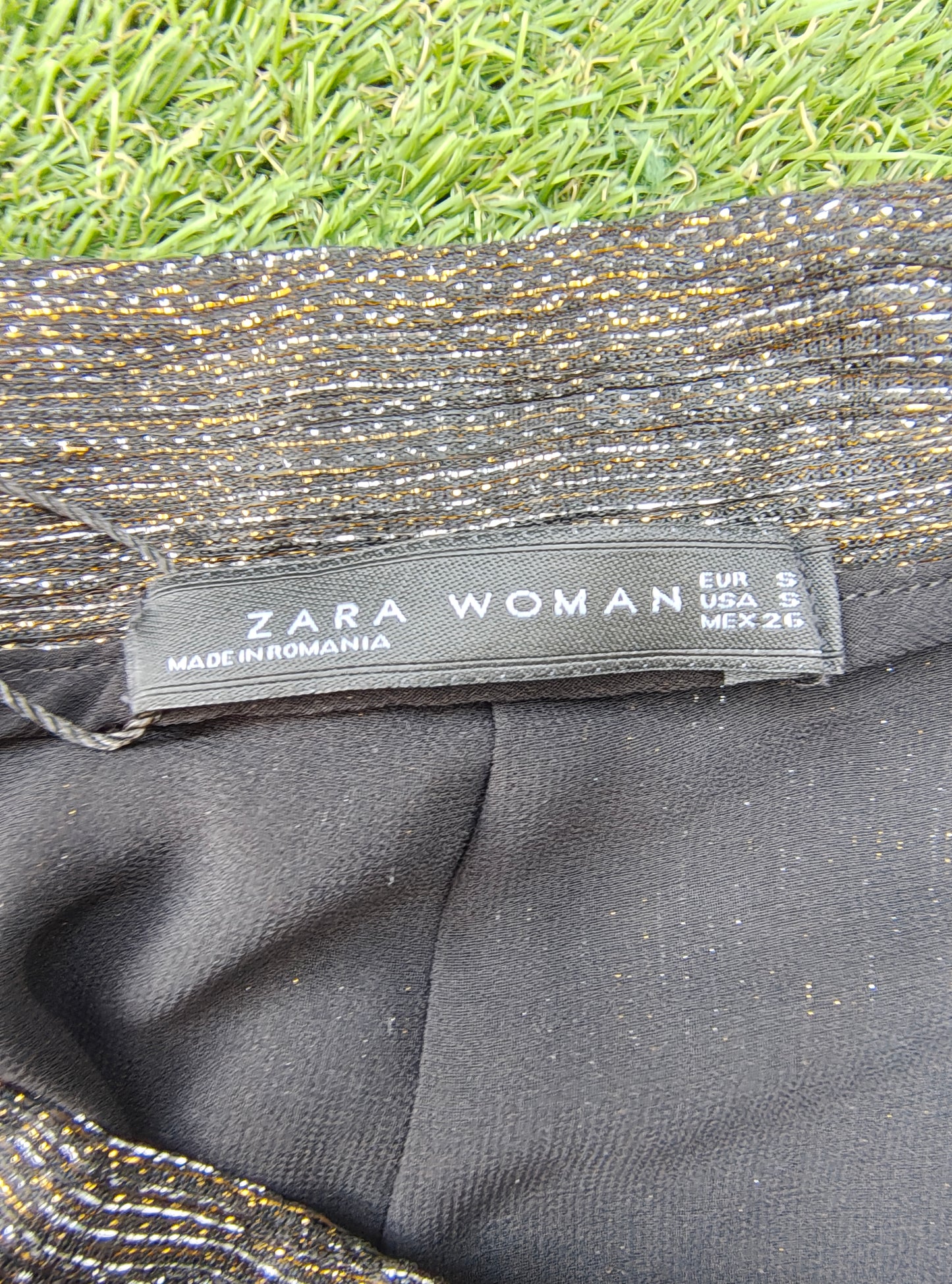 NOUVEAU – Pantalon de soirée plissé métallisé ZARA WOMAN (Taille S)