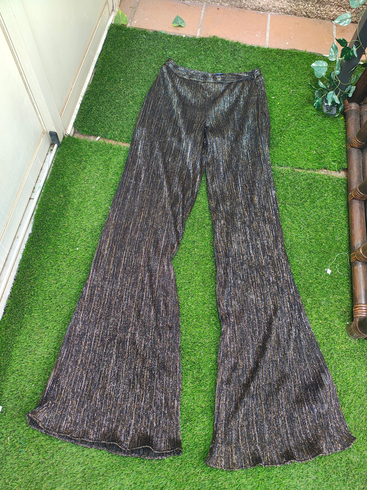 NOUVEAU – Pantalon de soirée plissé métallisé ZARA WOMAN (Taille S)