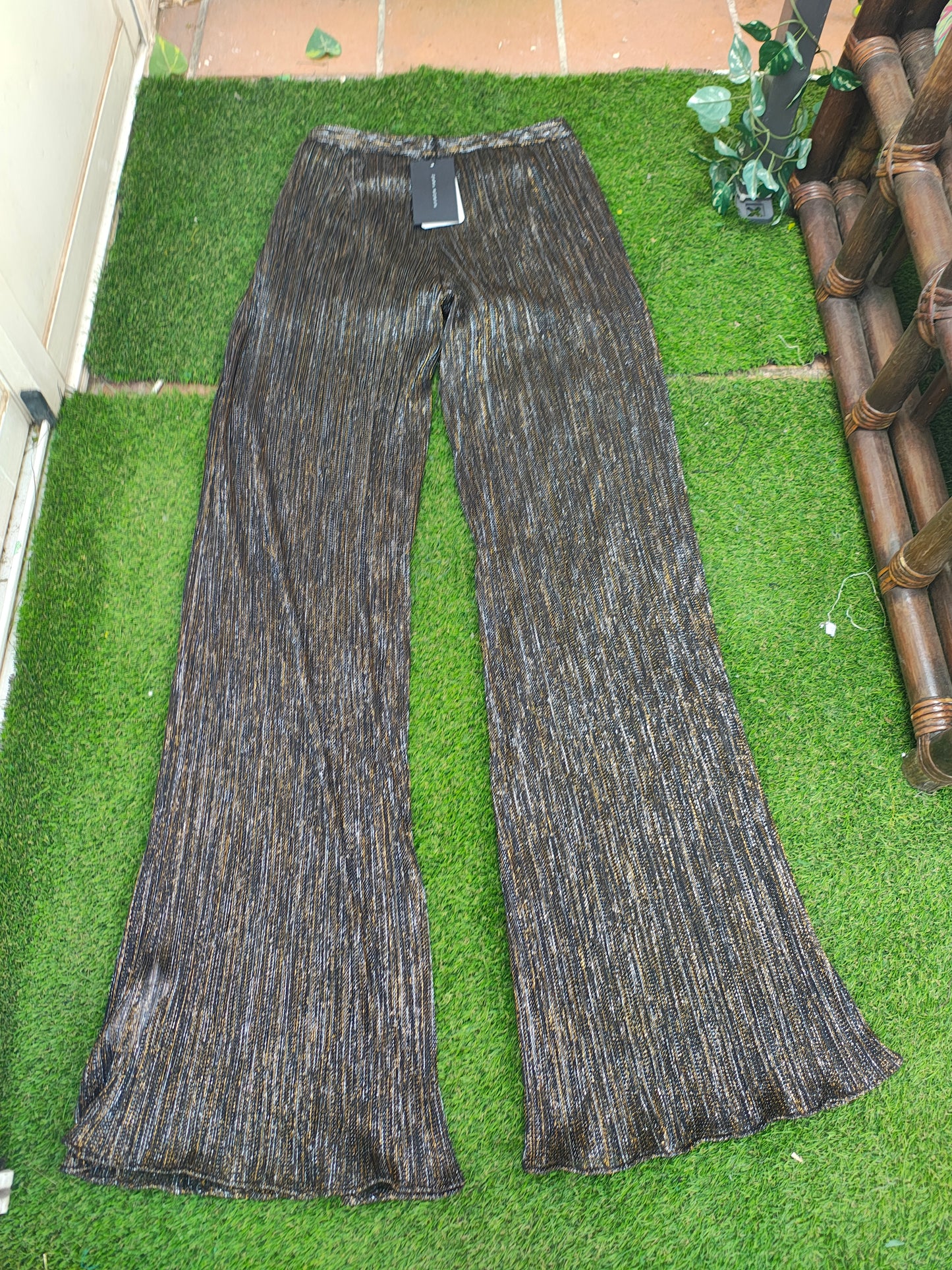 NOUVEAU – Pantalon de soirée plissé métallisé ZARA WOMAN (Taille S)
