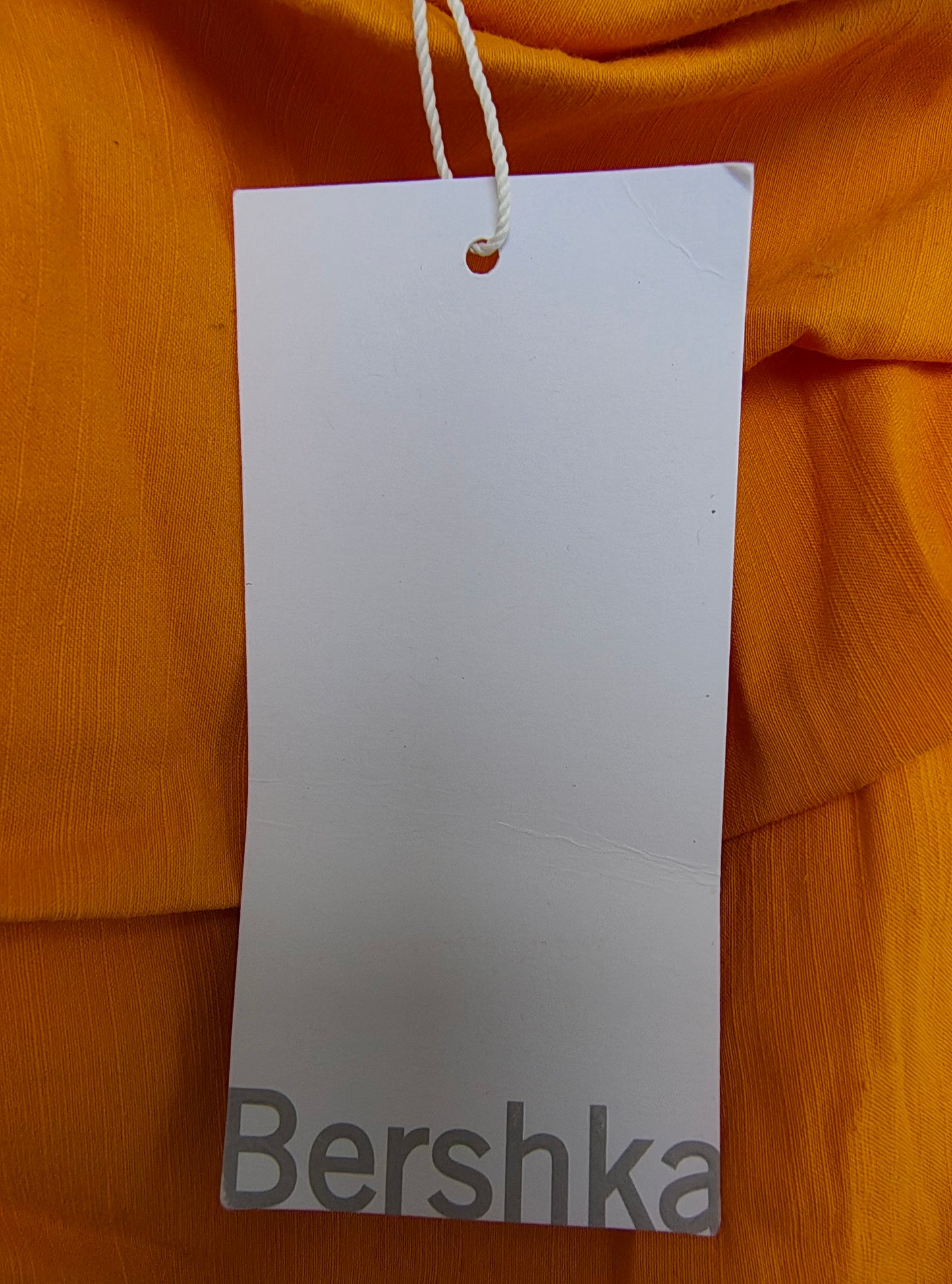 NOUVEAU – Jupe courte froncée orange BERSHKA (Taille S)