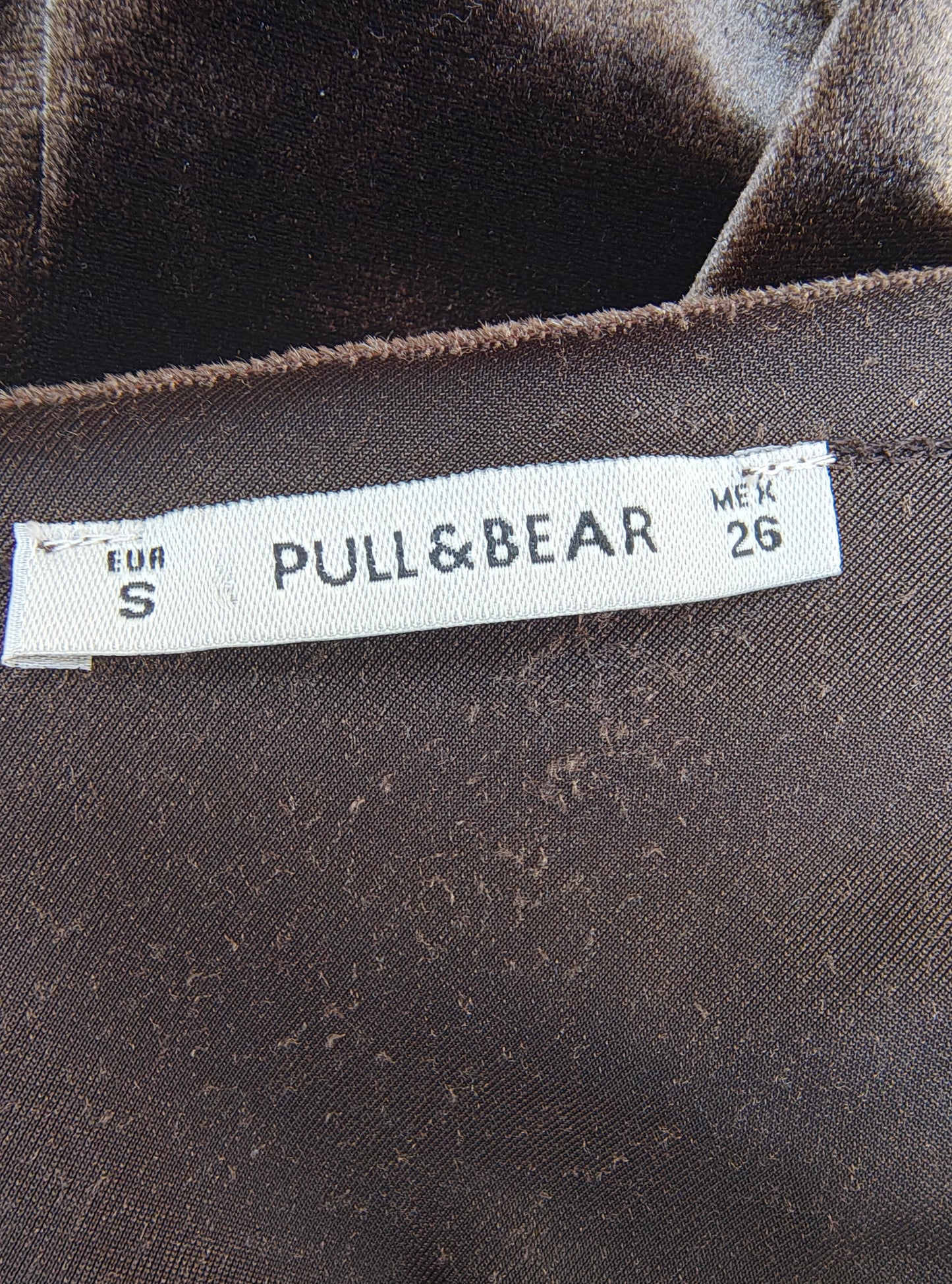 D'OCCASION â Robe nuisette en velours marron PULL&BEAR (Taille S)