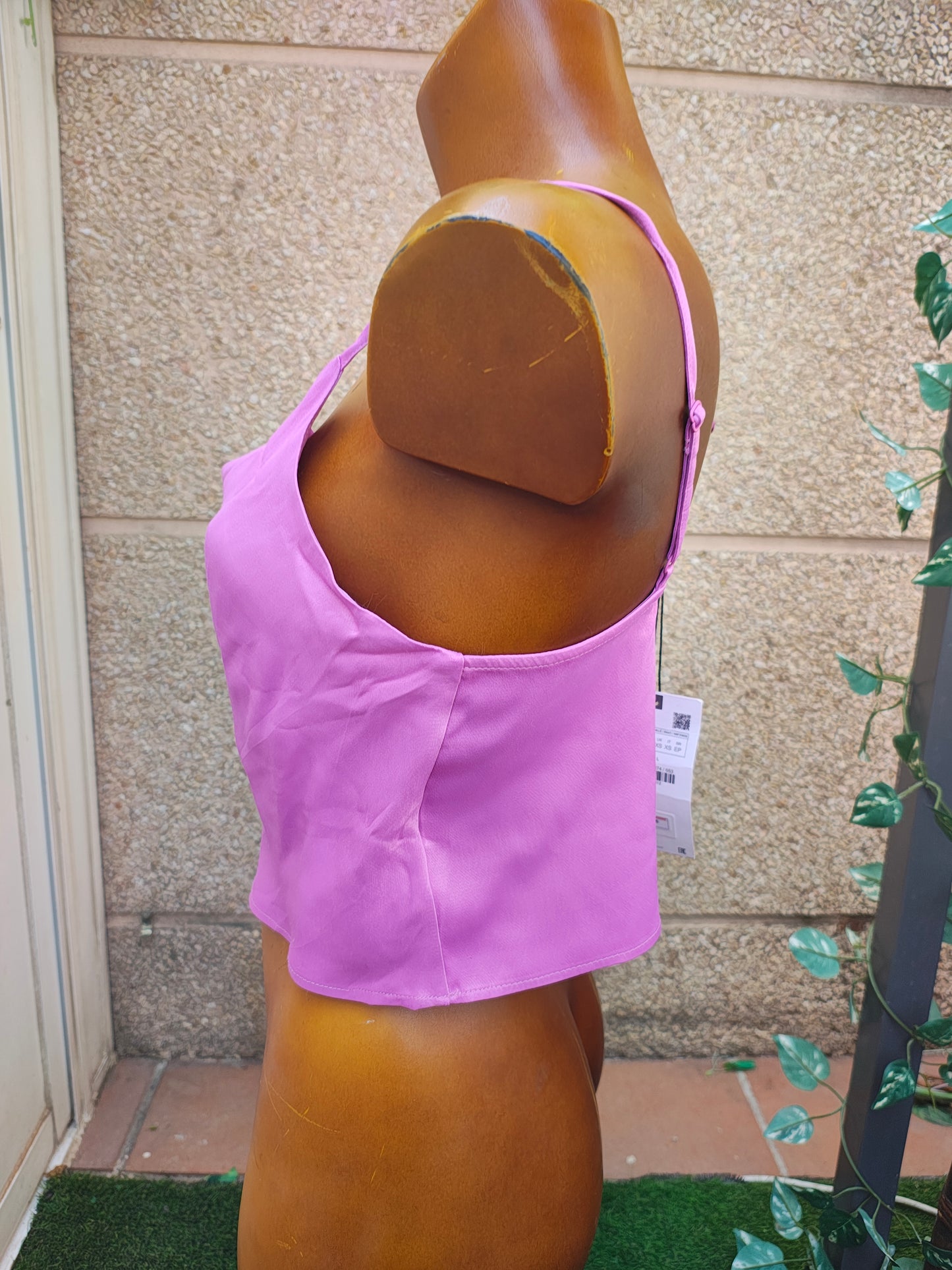 NOUVEAU – Top en satin rose fuchsia à décolleté drapé de ZARA (Taille XS)