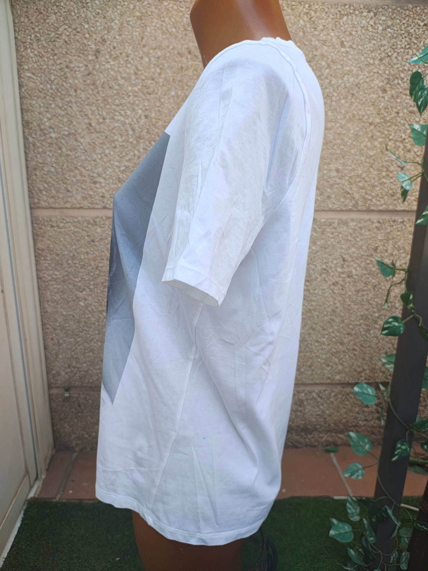 D'OCCASION – T-shirt blanc avec imprimé « SSSHHH… » ZARA (Taille S)