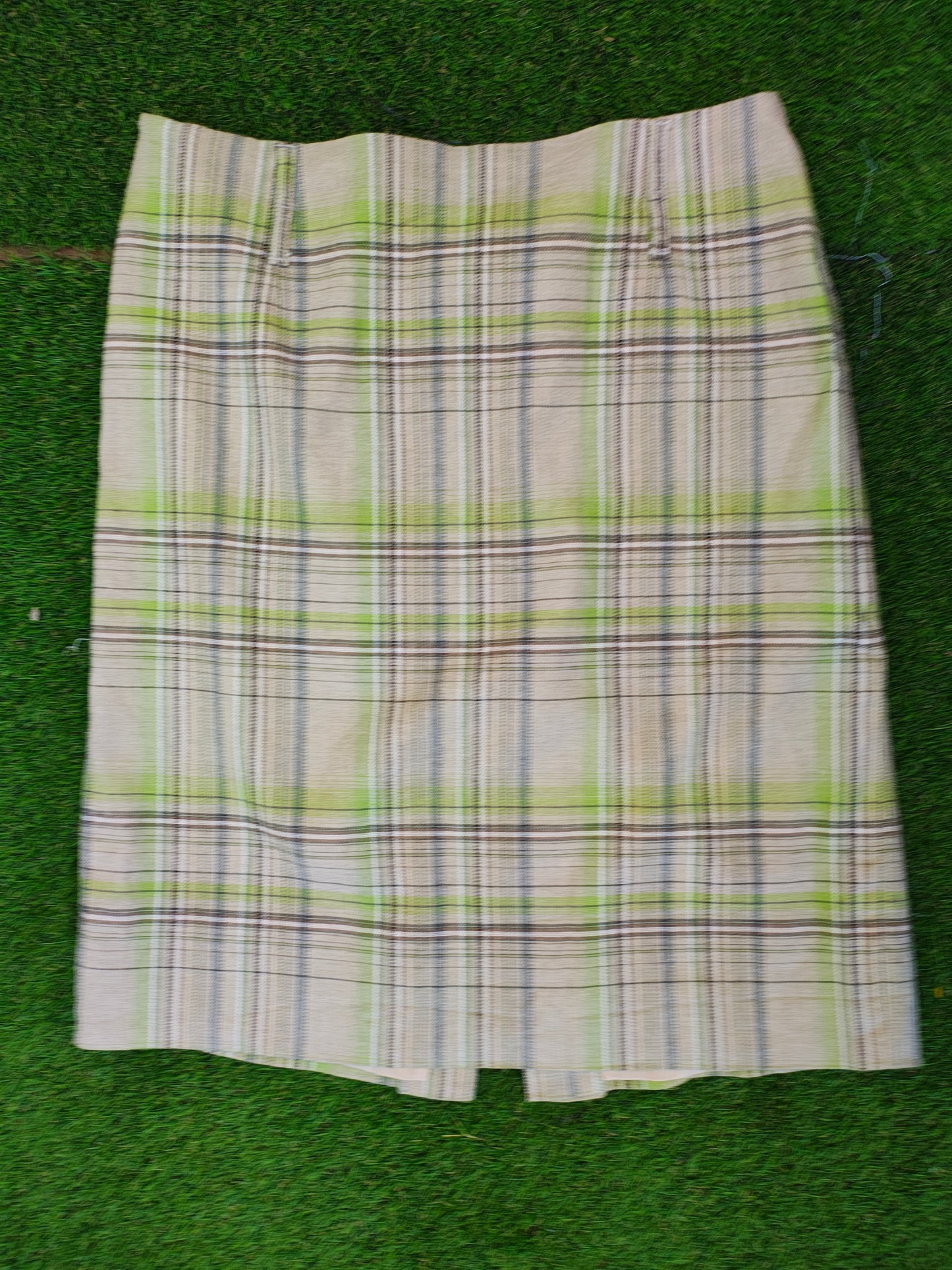D'OCCASION – Jupe crayon à carreaux vert citron et beige MNG (Taille 42 EUR)