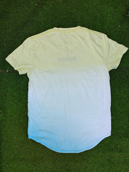 USADO – Camiseta degradada amarillo a azul HOLLISTER (Talla XS)