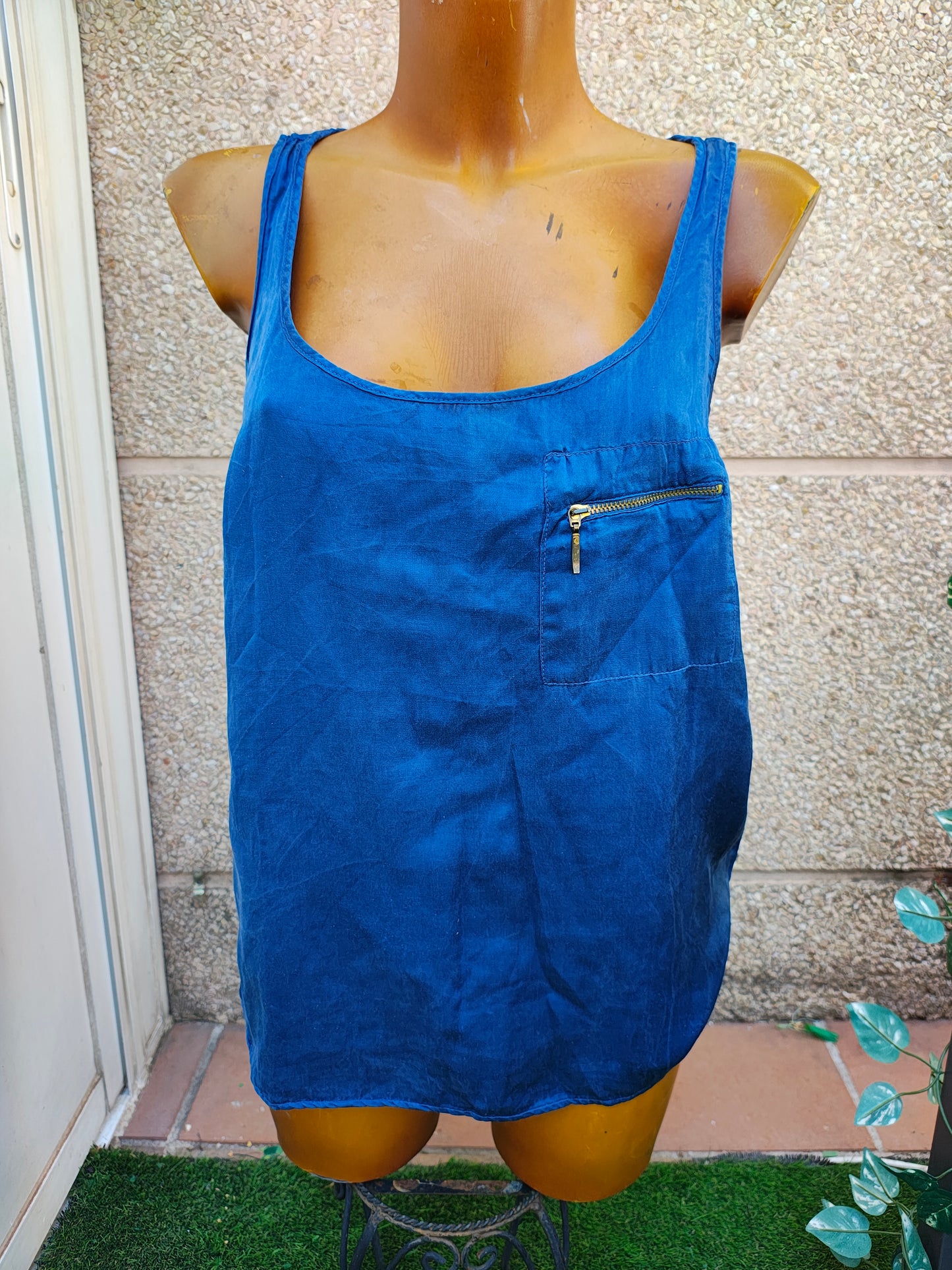 D'OCCASION – ZARA TRAFALUC haut bleu avec fermeture éclair dorée (taille L EUR)