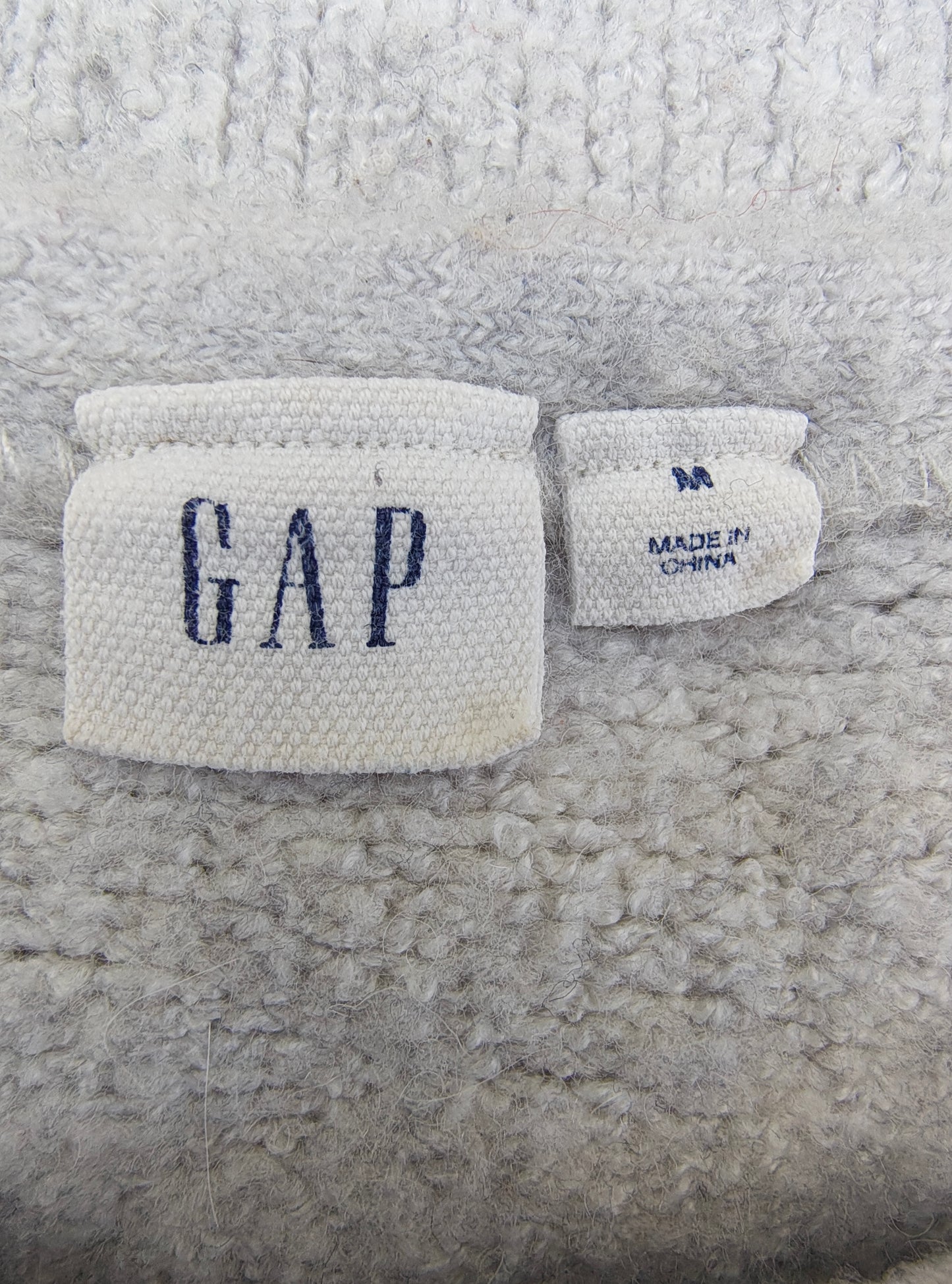 USADO – Jersey gris claro de punto con mezcla de lana y alpaca GAP (Talla M)