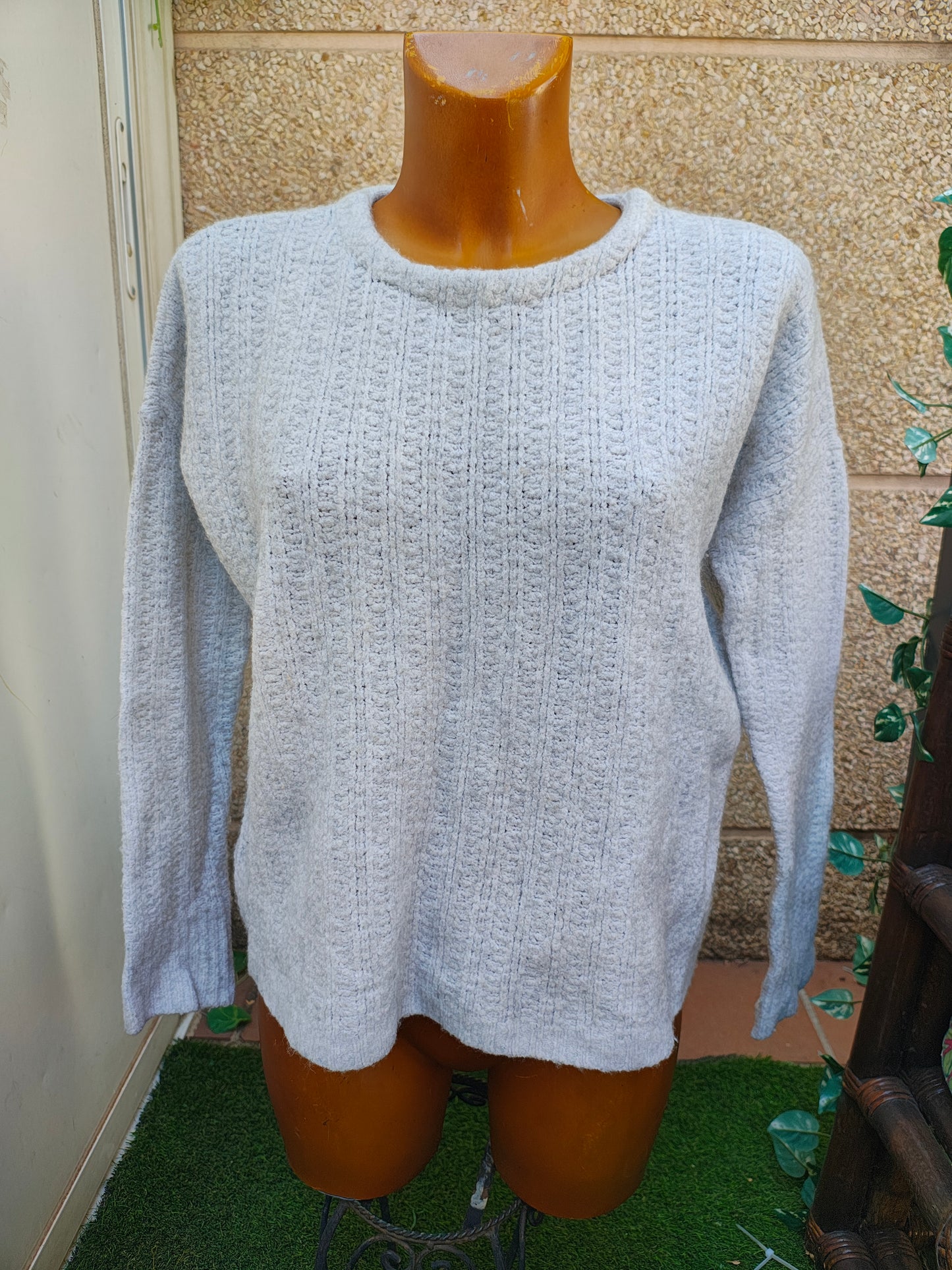 USADO – Jersey gris claro de punto con mezcla de lana y alpaca GAP (Talla M)