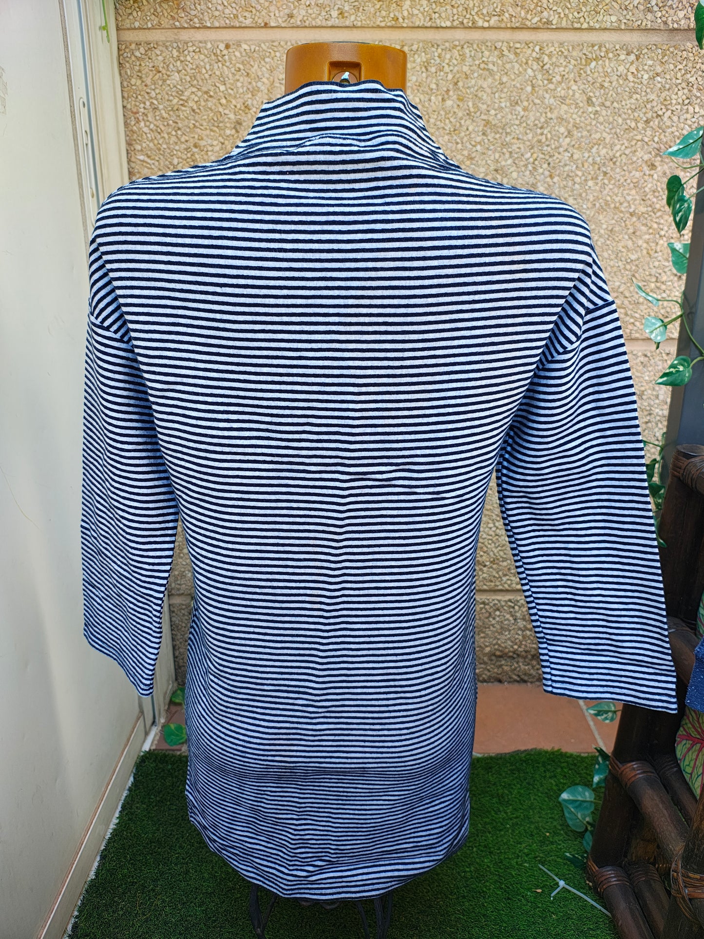 USADO – Vestido de rayas cuello alto ZARA Trafaluc Fall Winter Collection (Talla S)