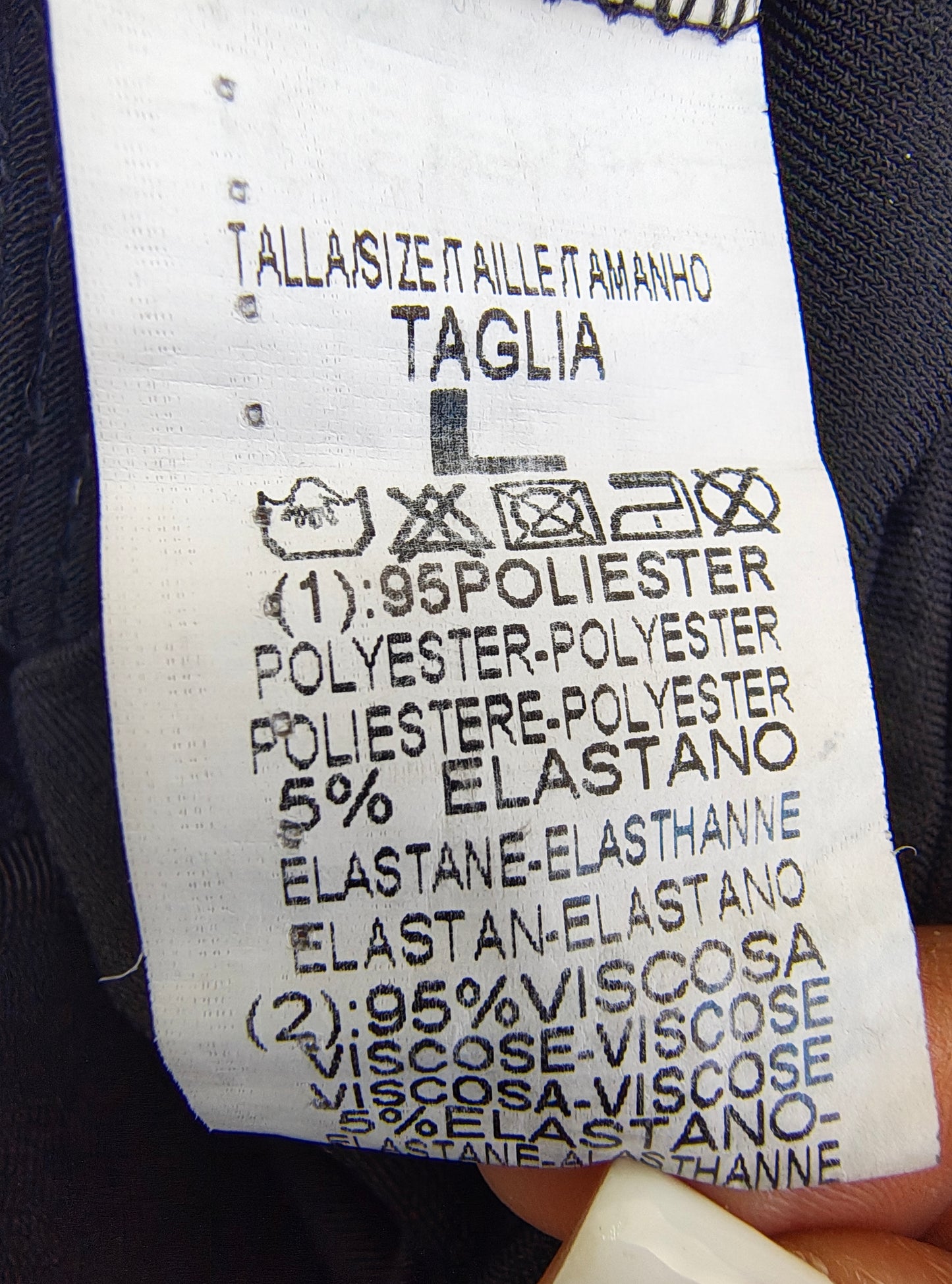 USADO – Top negro con lentejuelas delanteras INSIDE Collection (Talla L)