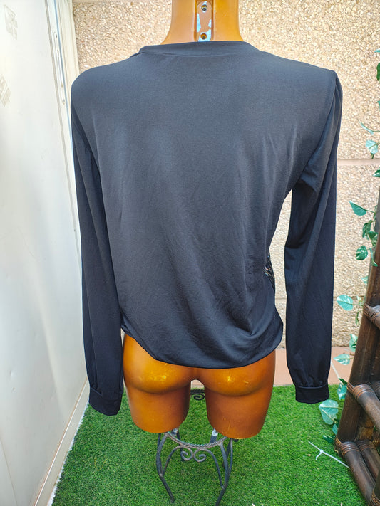 USADO – Top negro con lentejuelas delanteras INSIDE Collection (Talla L)