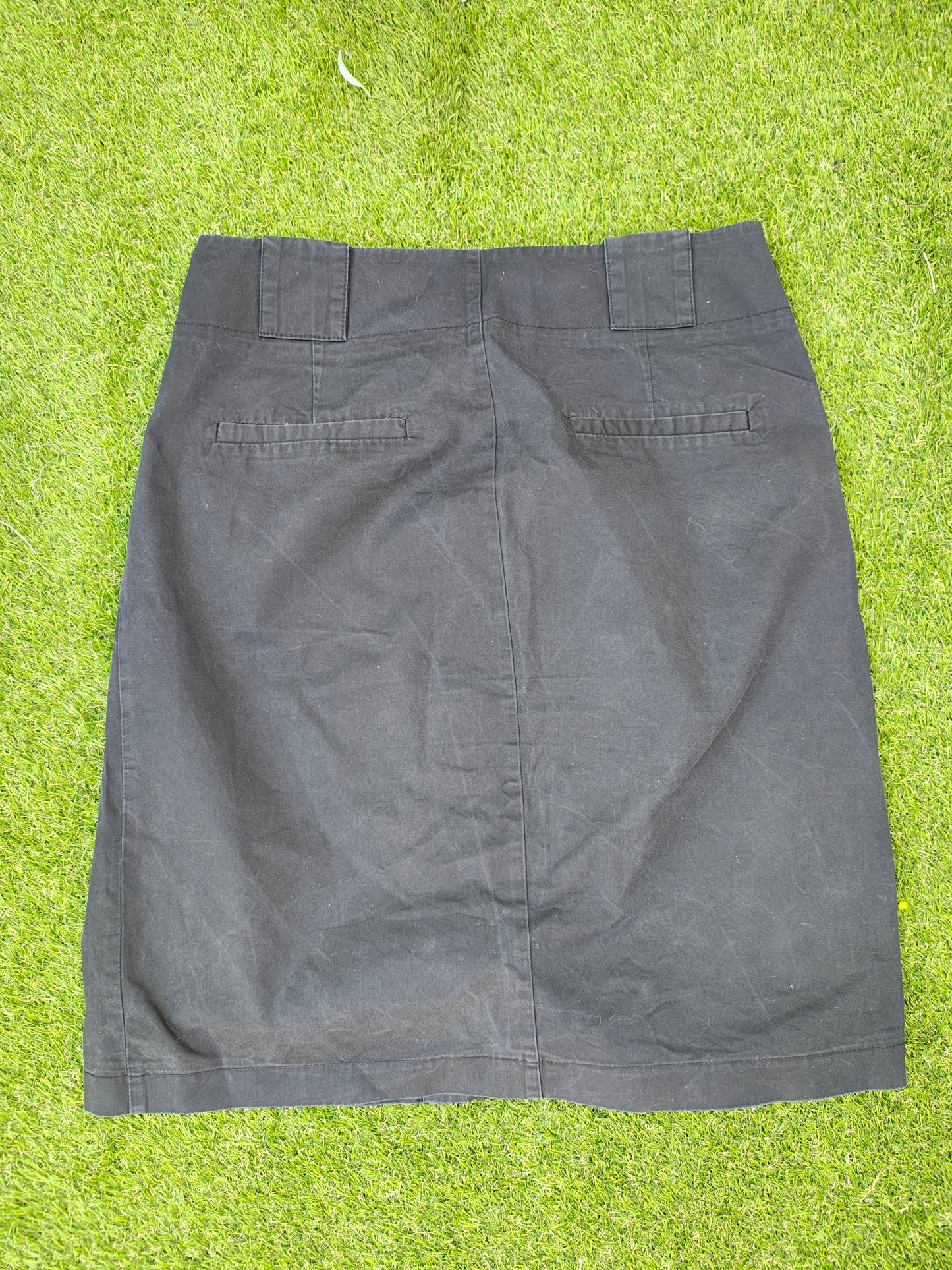 USADO – Falda negra de algodón con botones frontales Zara Basic (Talla S)