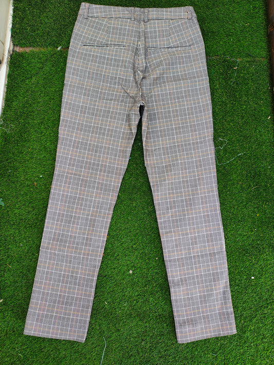 USADO – Pantalón de cuadros príncipe de Gales STRADIVARIUS (Talla EUR 34 )