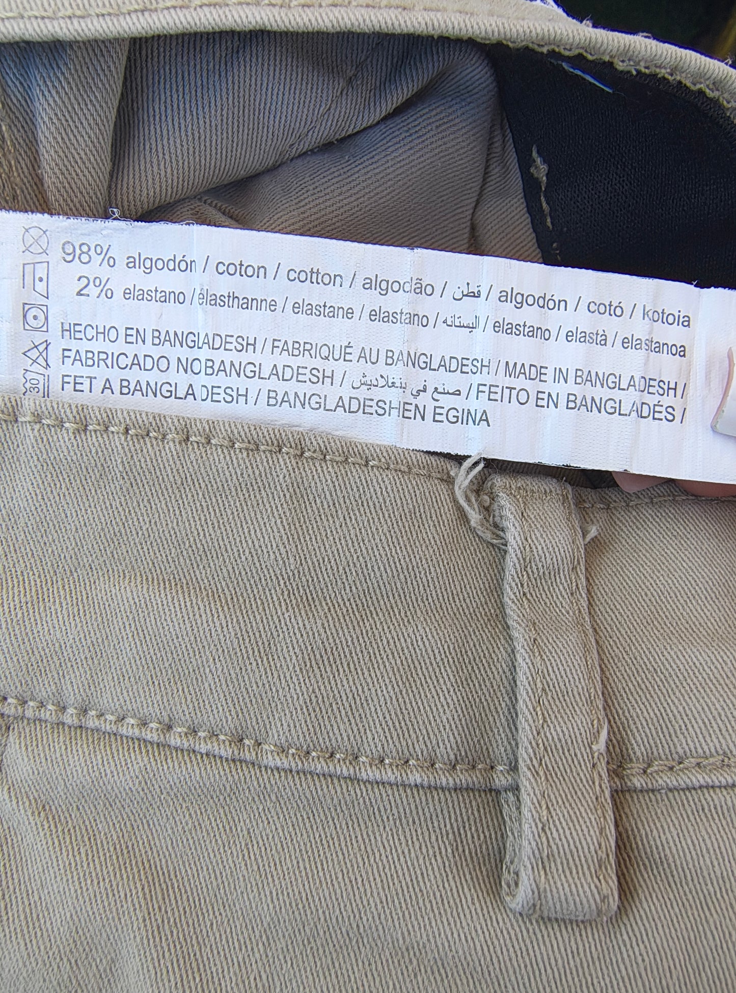 USADO – Pantalones chinos beige LEFTIESMAN (Talla EUR 38)