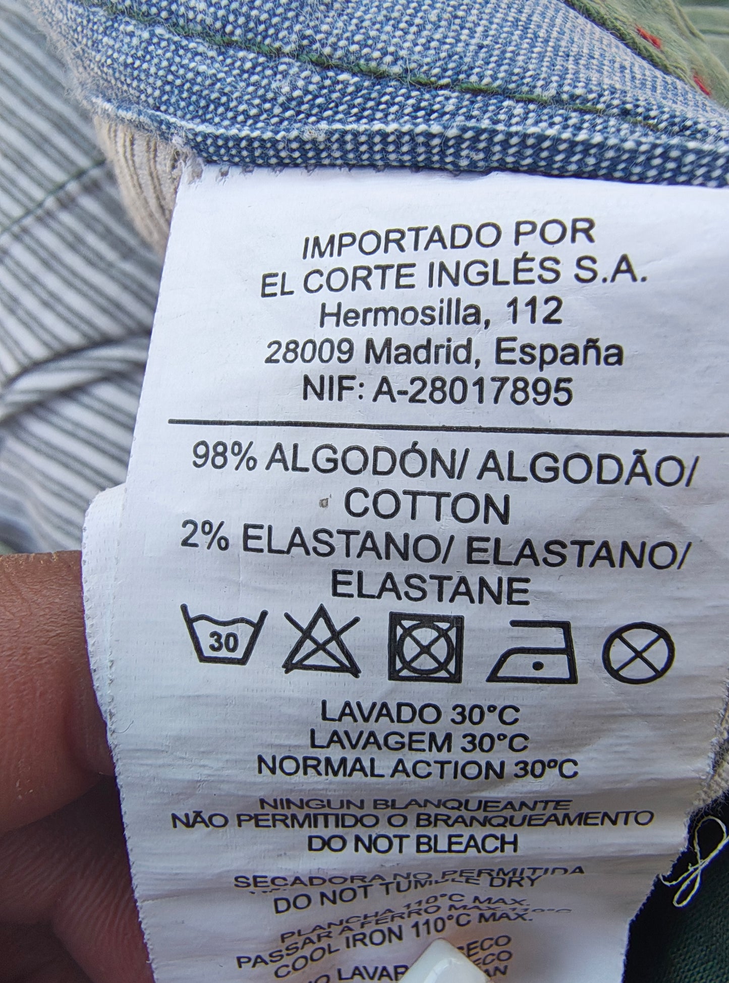 USADO – Pantalones chinos verde oliva Easy Wear by El Corte Inglés (Talla EUR 42)