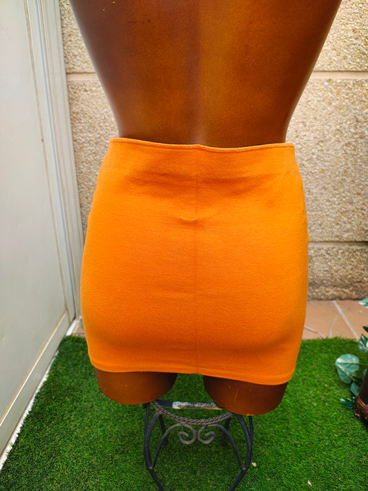 USADO – Falda tubo elástica en naranja liso (Talla EUR M)