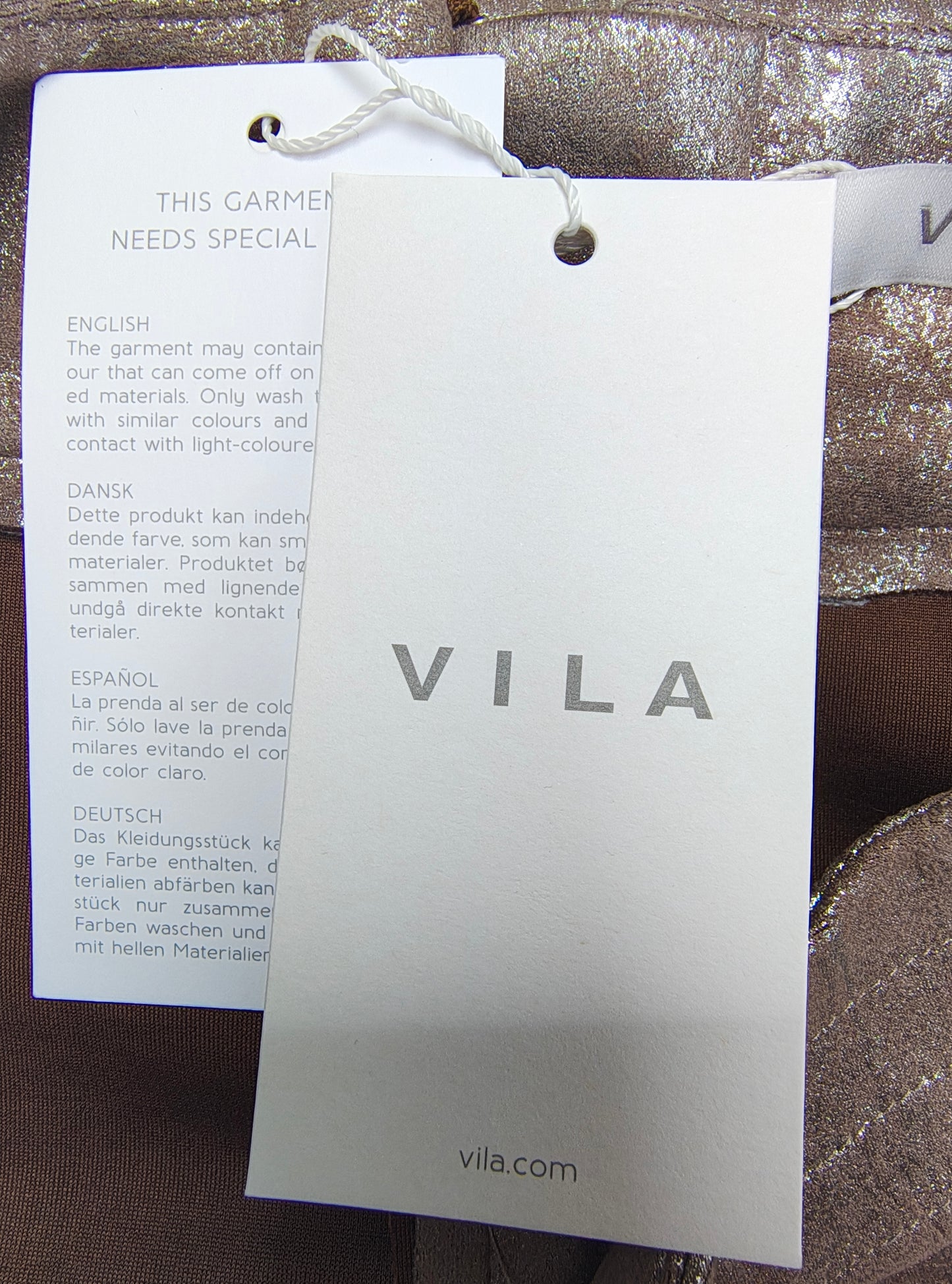 NUEVO – Falda corta metalizada bronce VILA (Talla EUR 34)