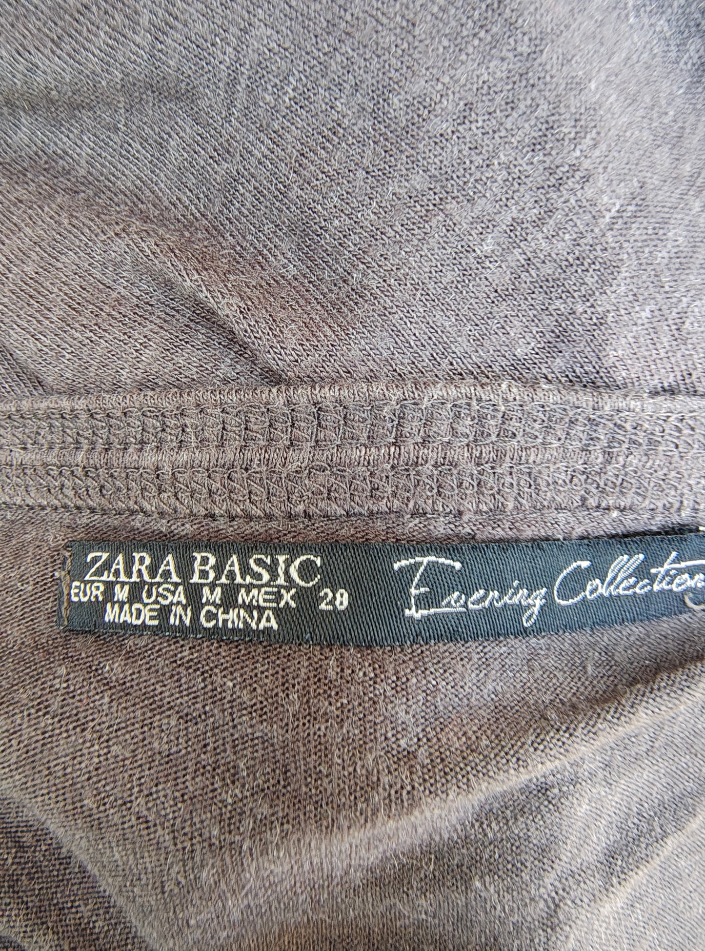 USADO – Vestido largo gris con estampado abstracto de pedrería Zara Basic Evening Collection (Talla M)