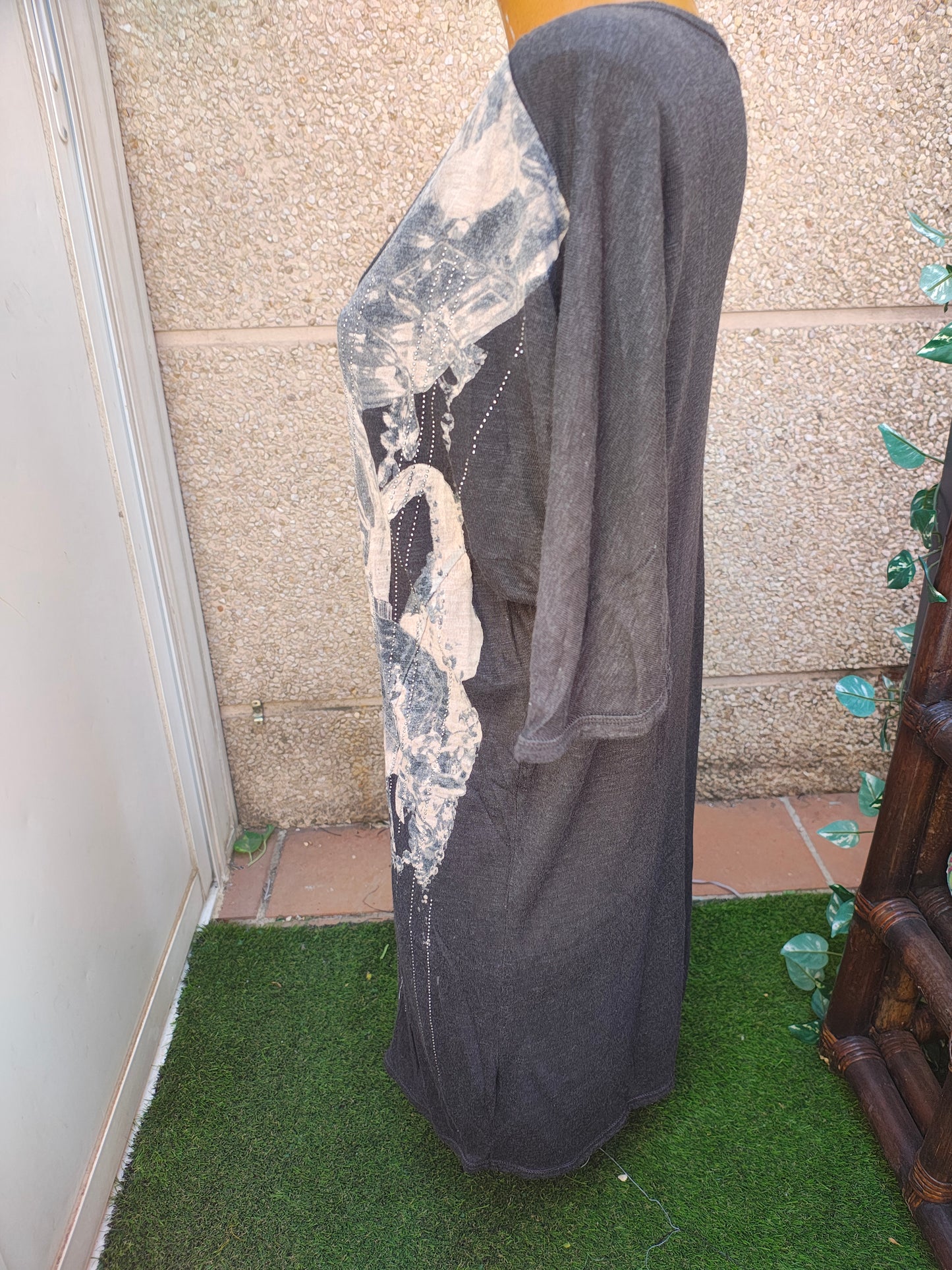 USADO – Vestido largo gris con estampado abstracto de pedrería Zara Basic Evening Collection (Talla M)